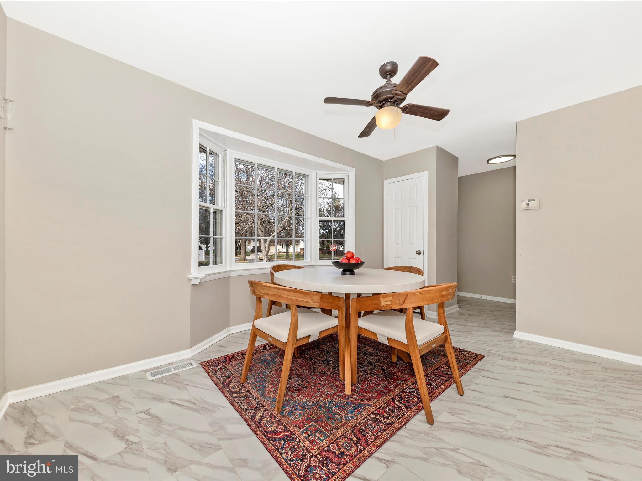 FLOWER HILL - Residential