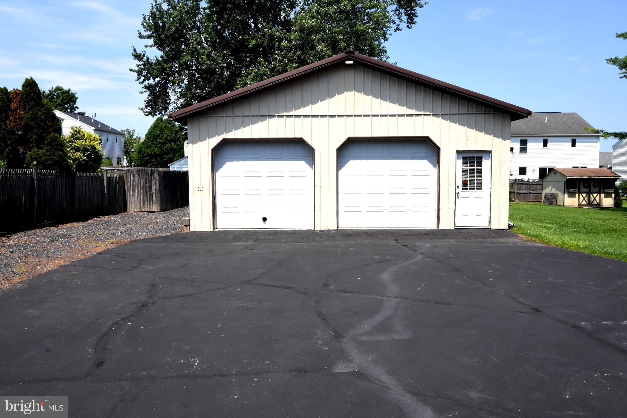 571 TOWNSHIP LINE ROAD