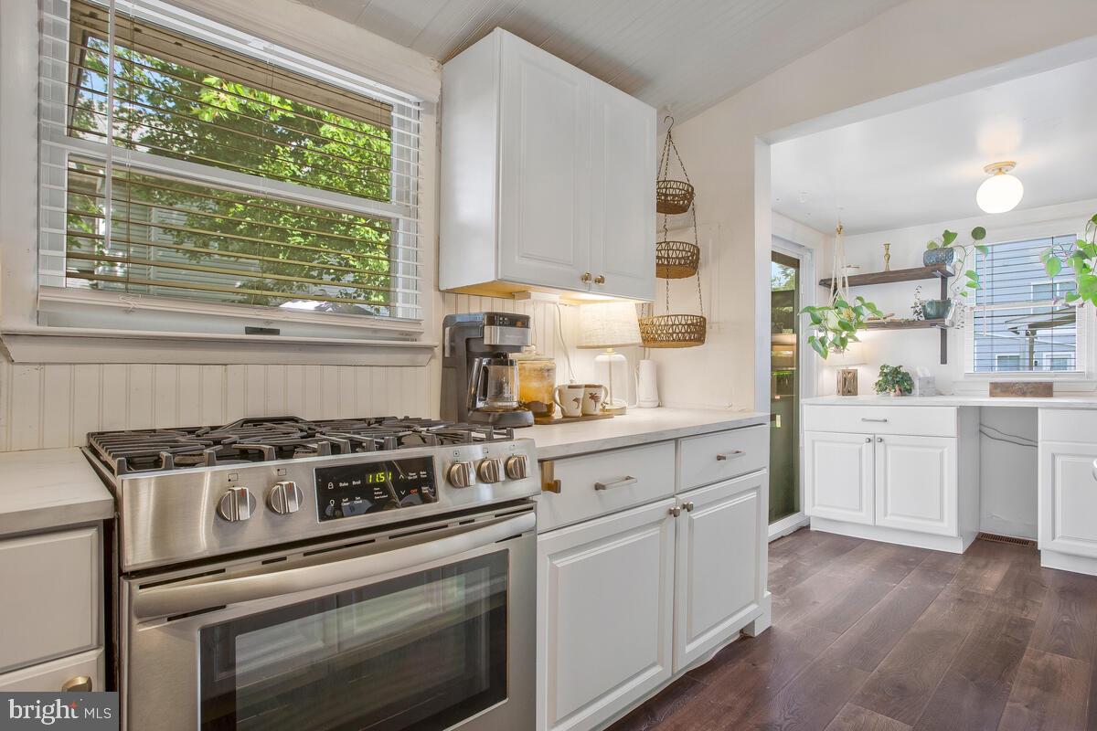 SHOREHAM BEACH - Residential