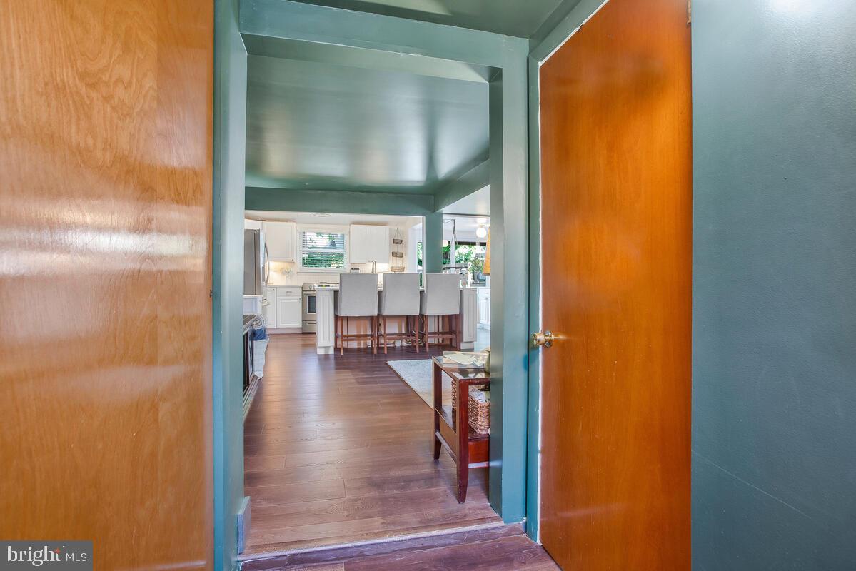 SHOREHAM BEACH - Residential