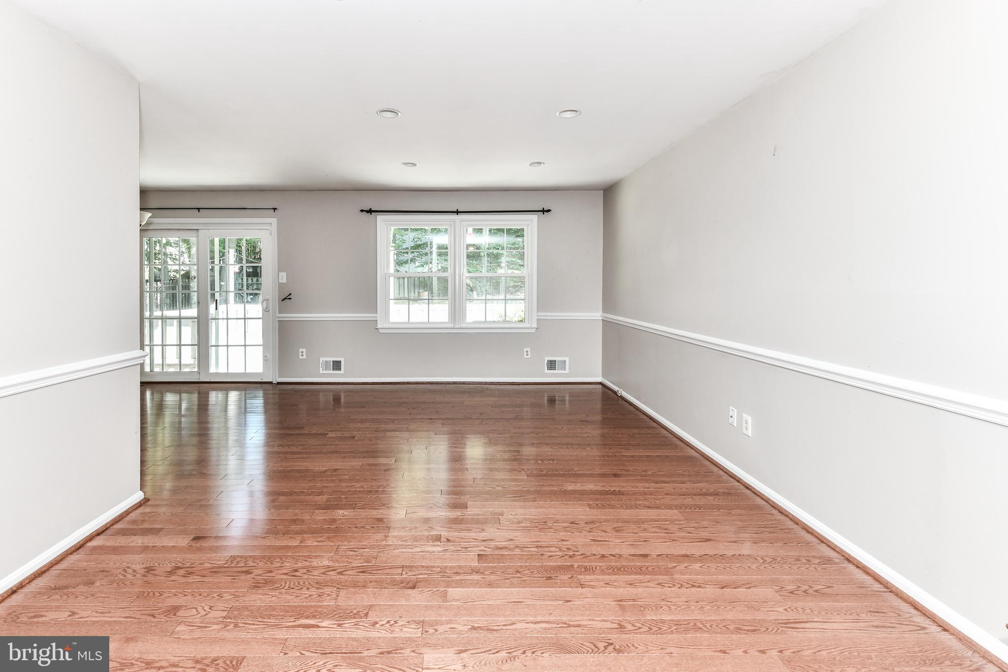 BRIARWOOD - Residential Lease