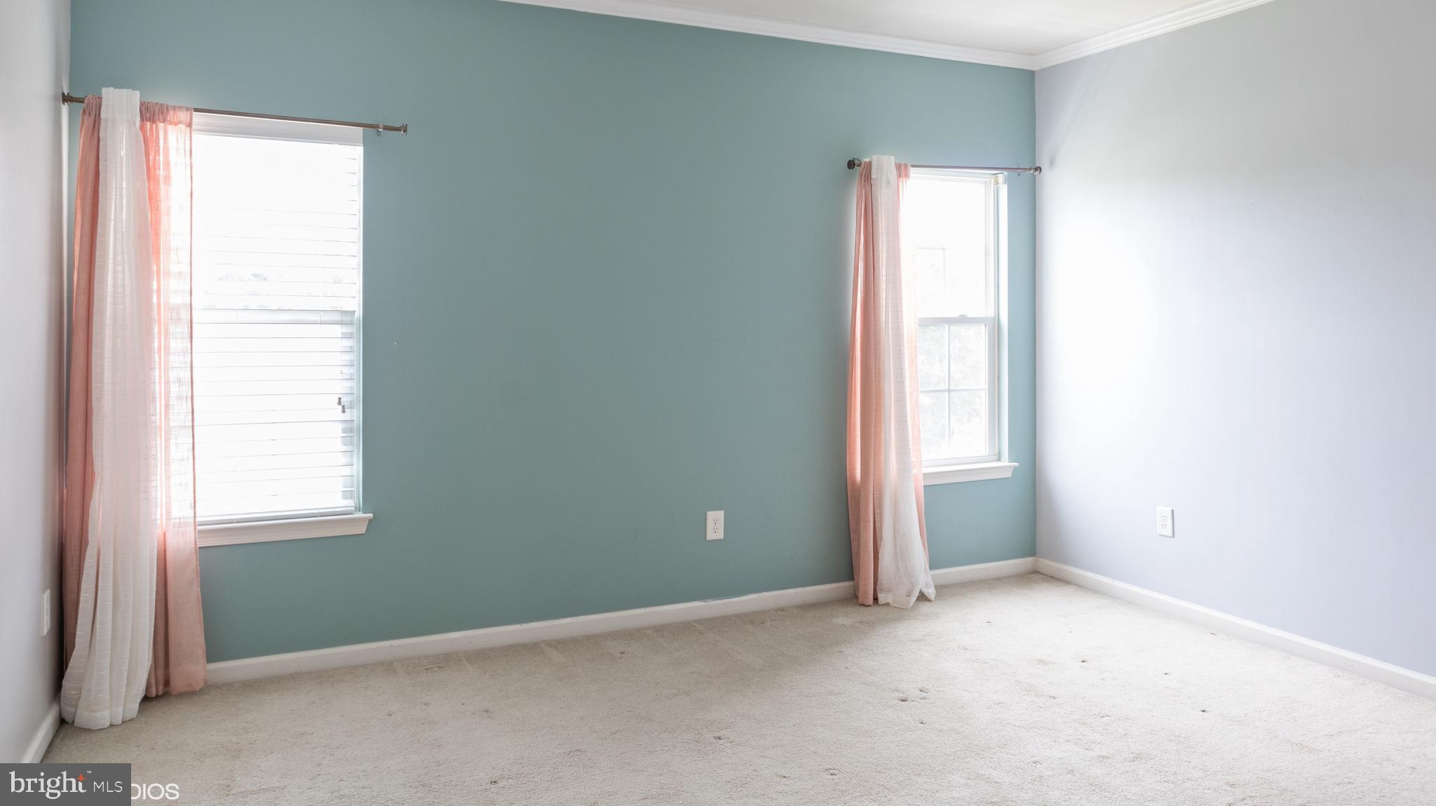 VILLAGES OF DORCHESTER - Residential Lease