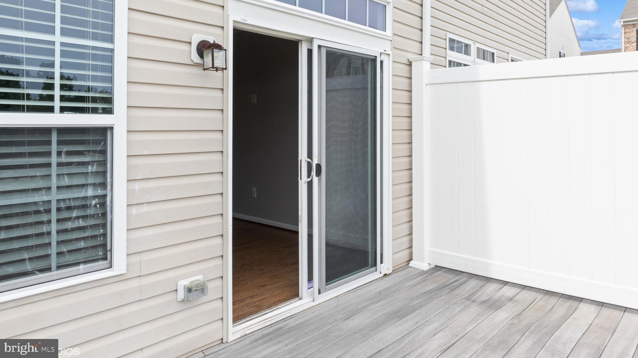 VILLAGES OF DORCHESTER - Residential Lease