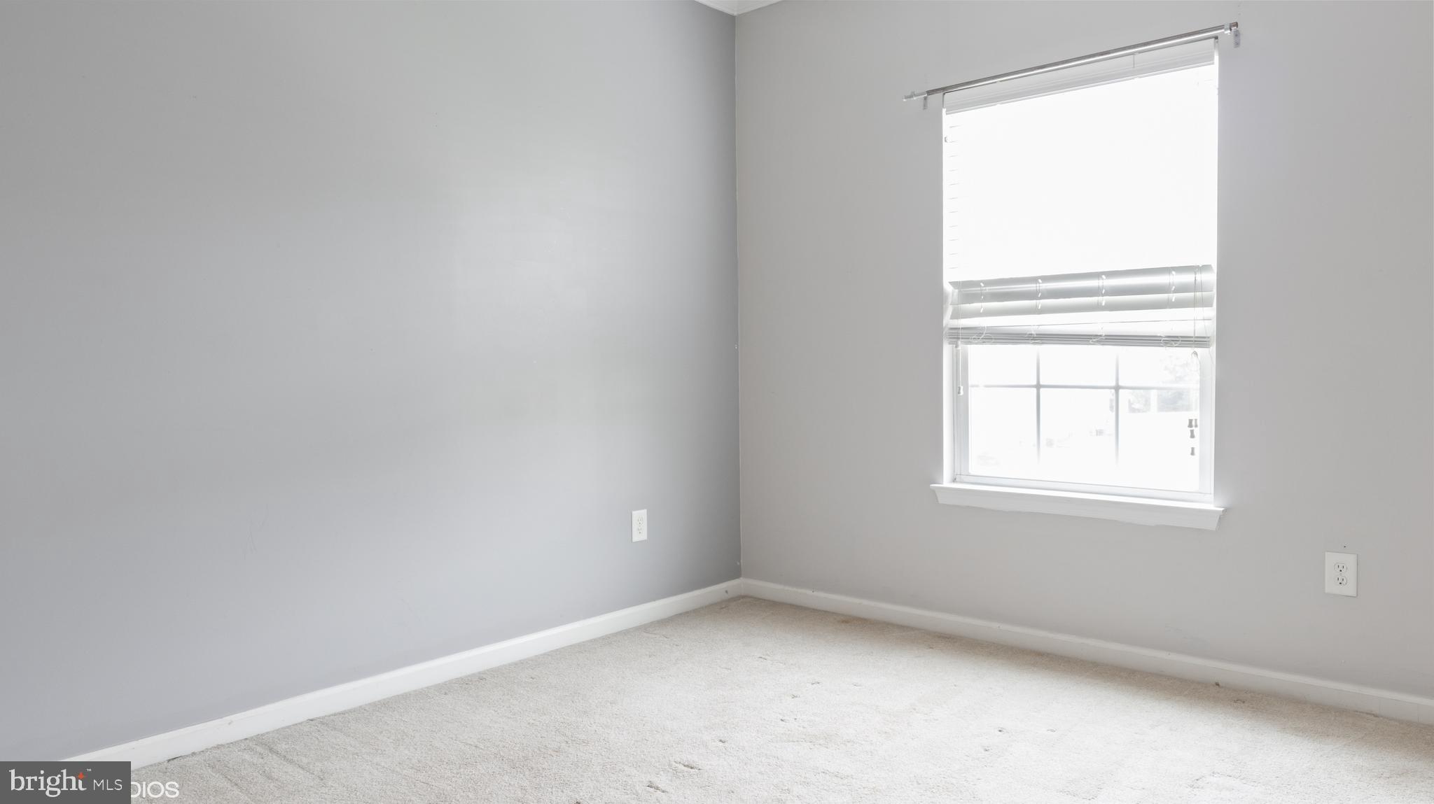 VILLAGES OF DORCHESTER - Residential Lease