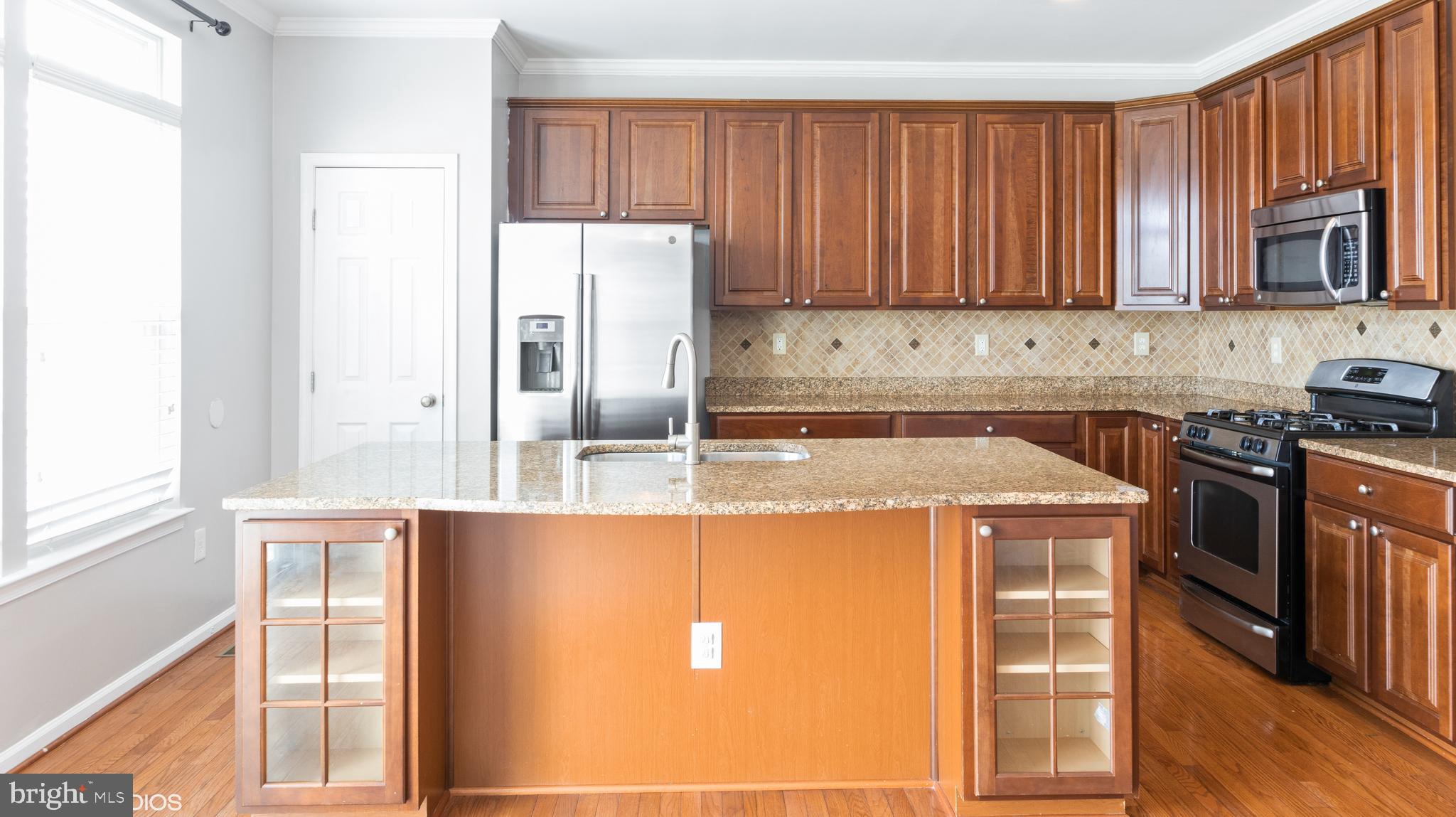 VILLAGES OF DORCHESTER - Residential Lease