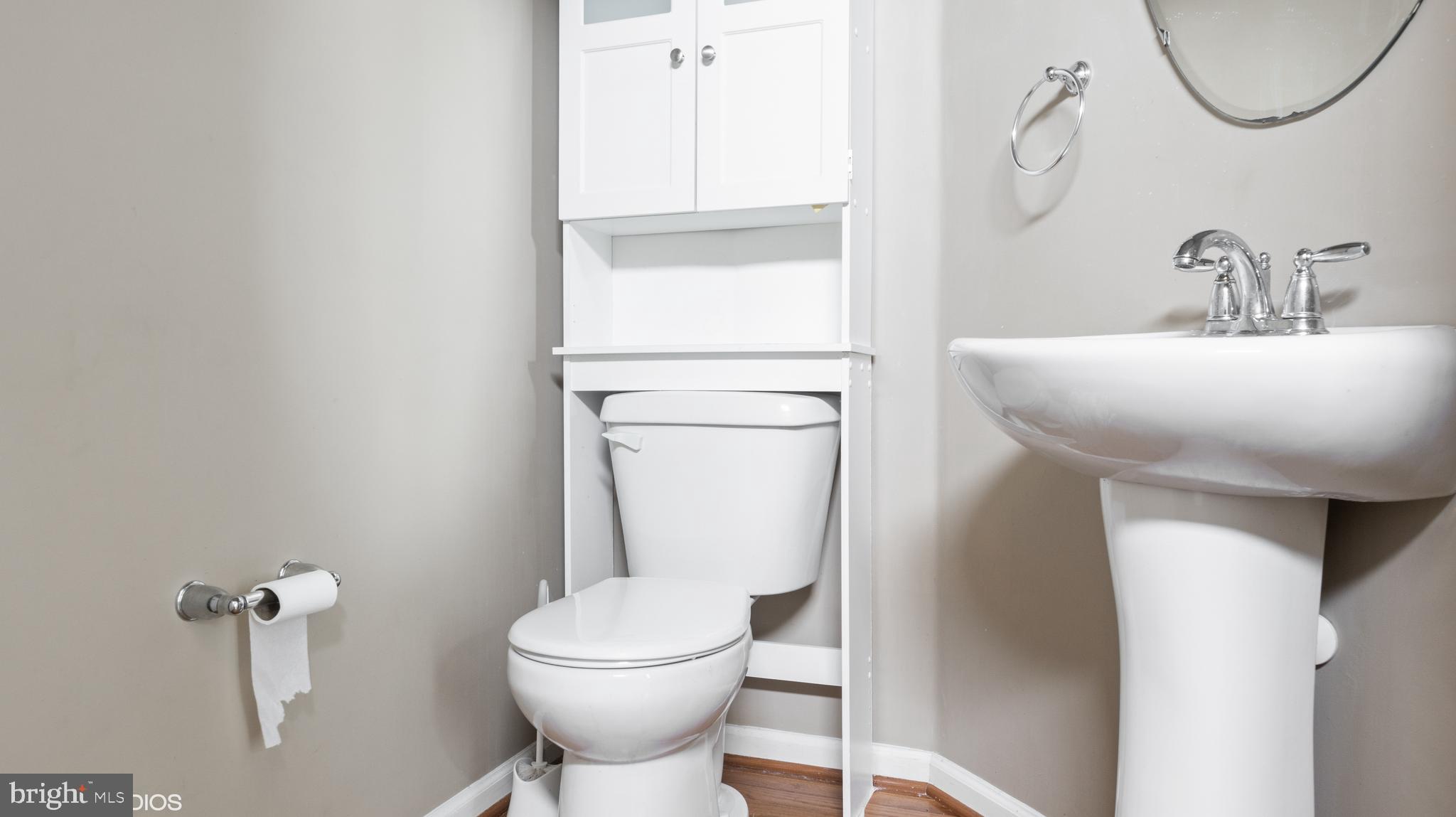 VILLAGES OF DORCHESTER - Residential Lease