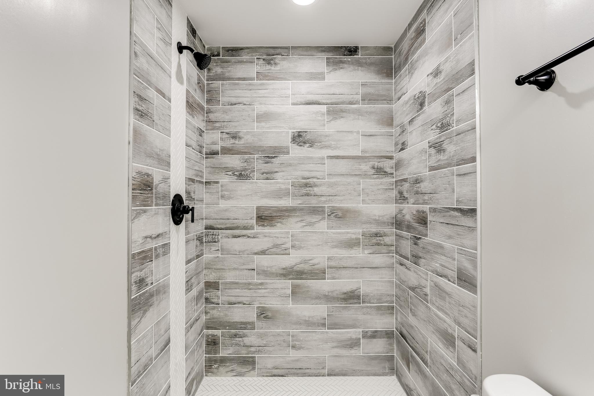 RED OAK HILLS - Residential