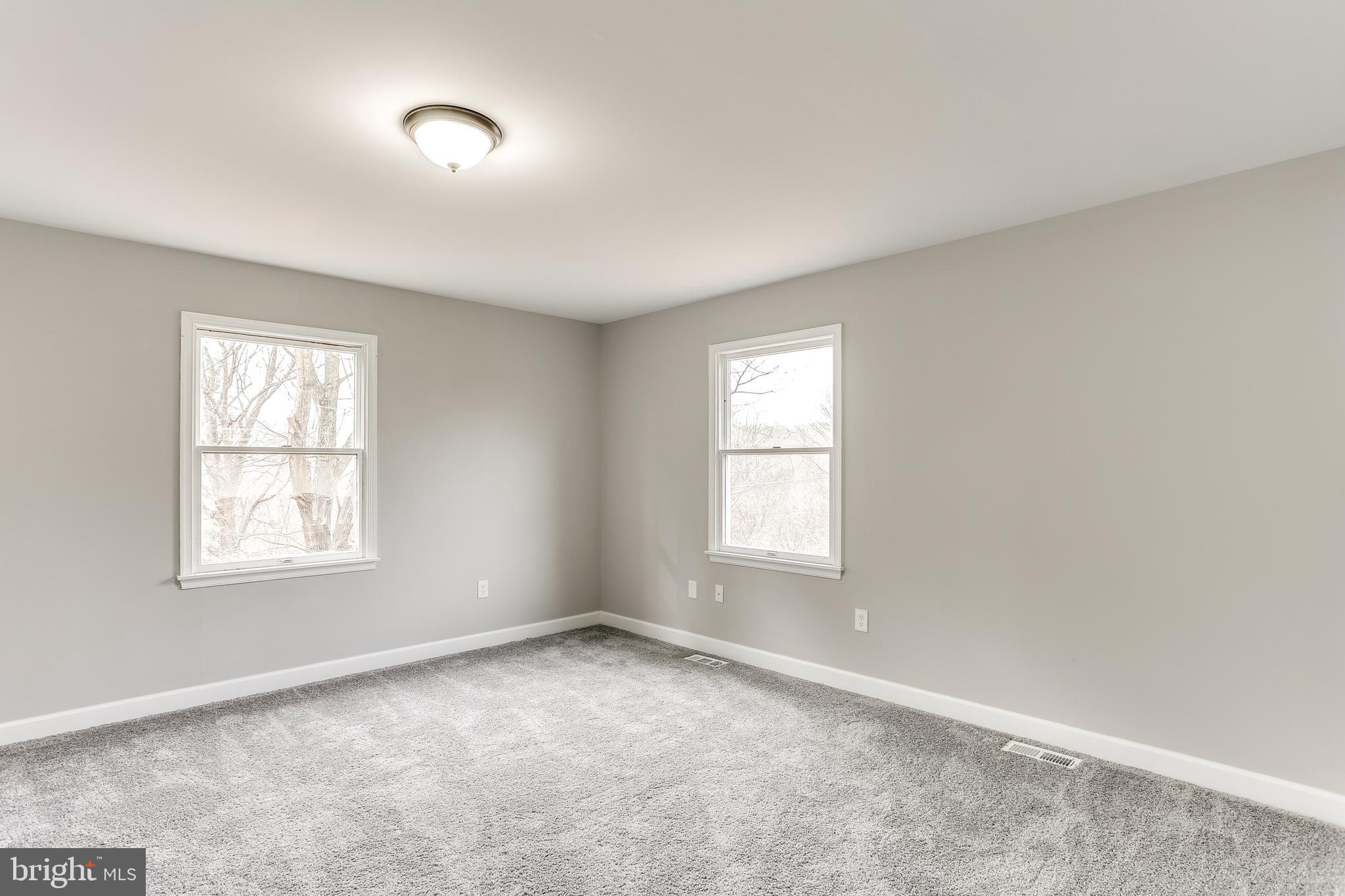 RED OAK HILLS - Residential