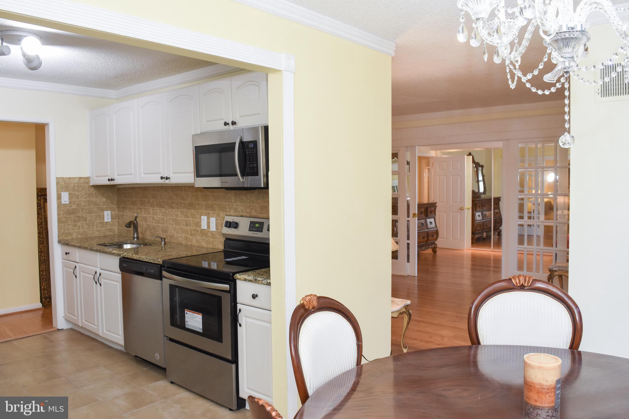 IDYLWOOD TOWERS - Residential