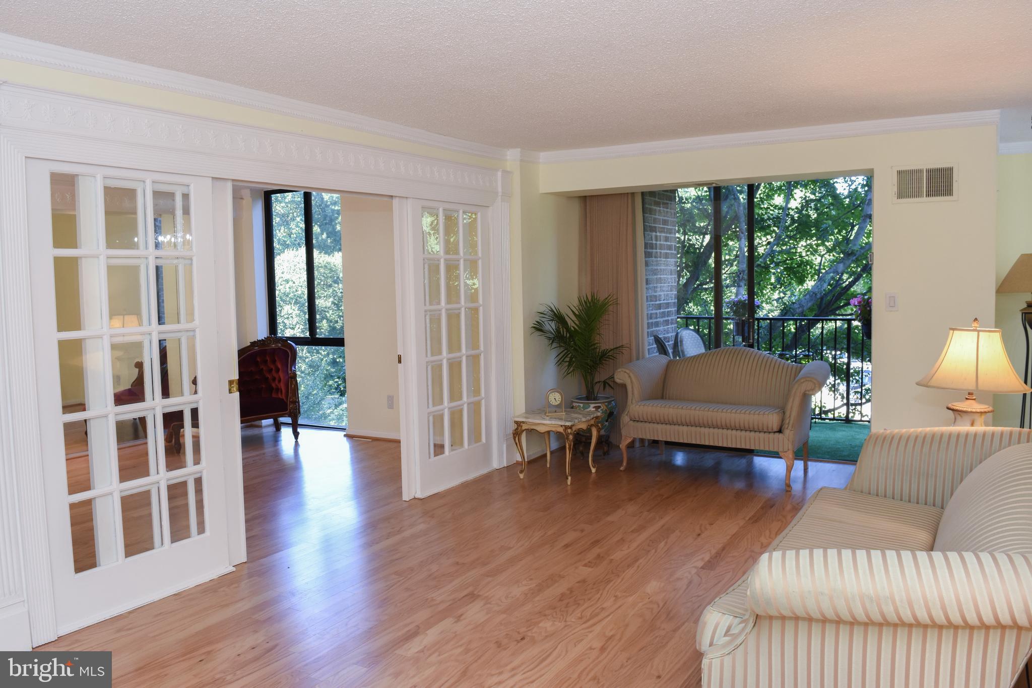 IDYLWOOD TOWERS - Residential