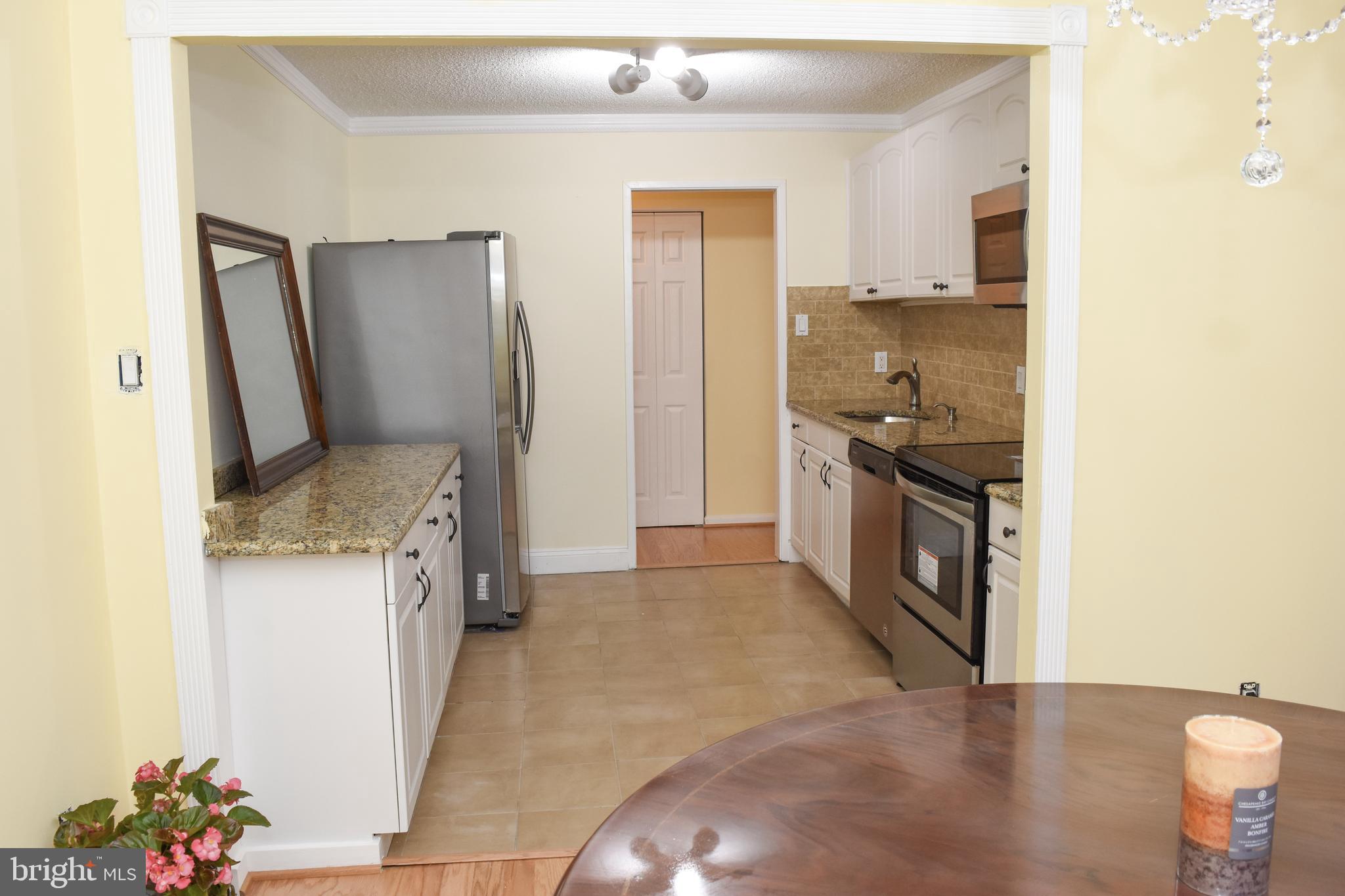 IDYLWOOD TOWERS - Residential