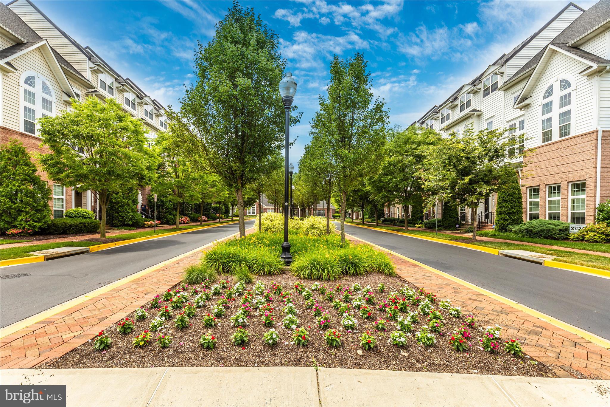 ASHMORE AT GERMANOWN COMMUNITY - Residential