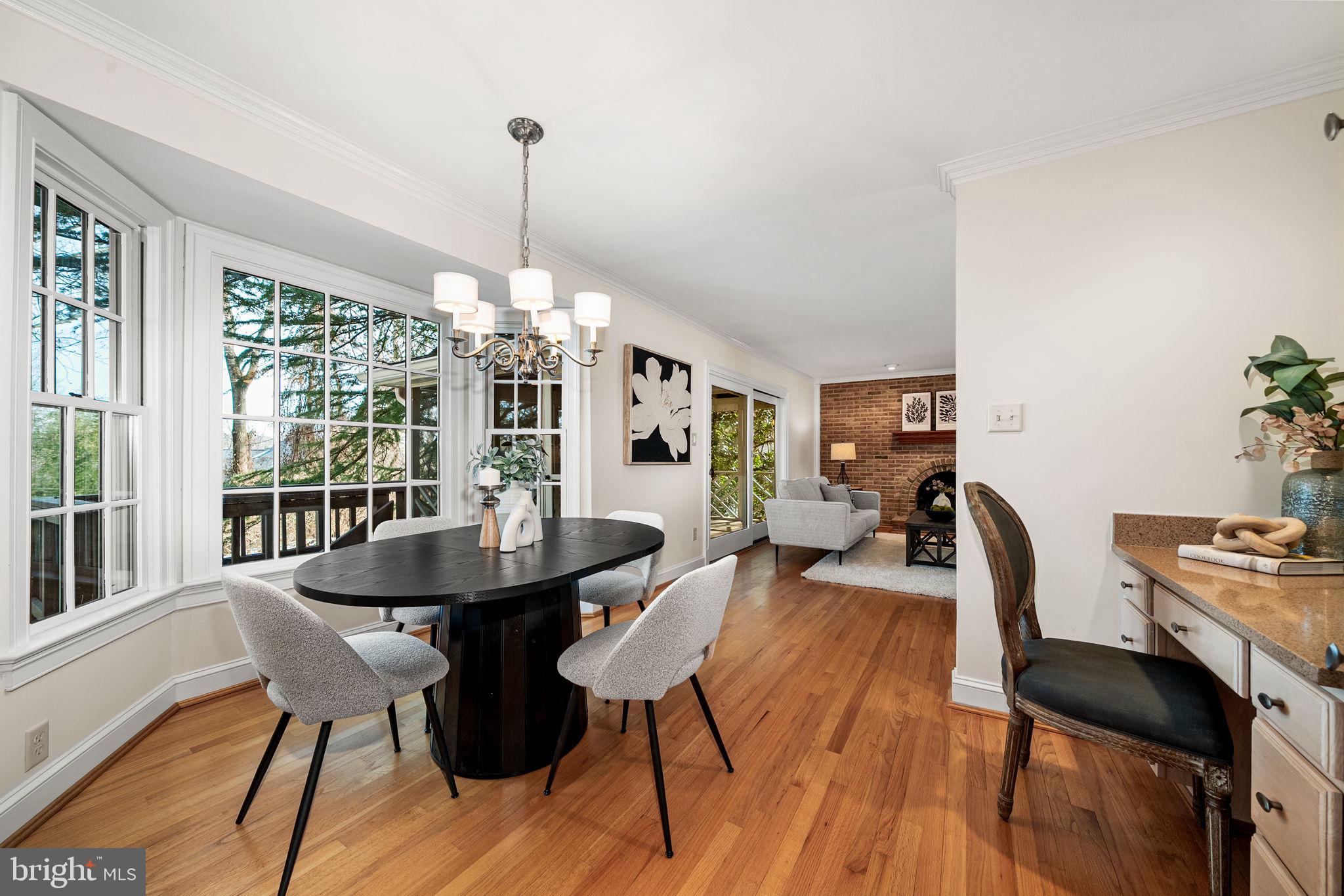 CHAPEL LAKE - Residential