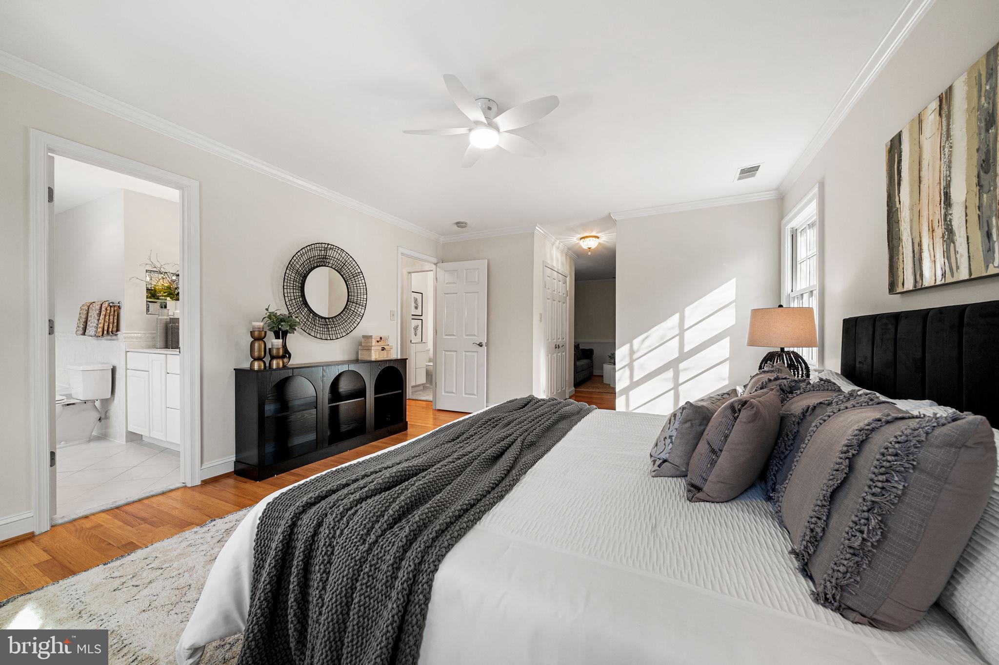 CHAPEL LAKE - Residential