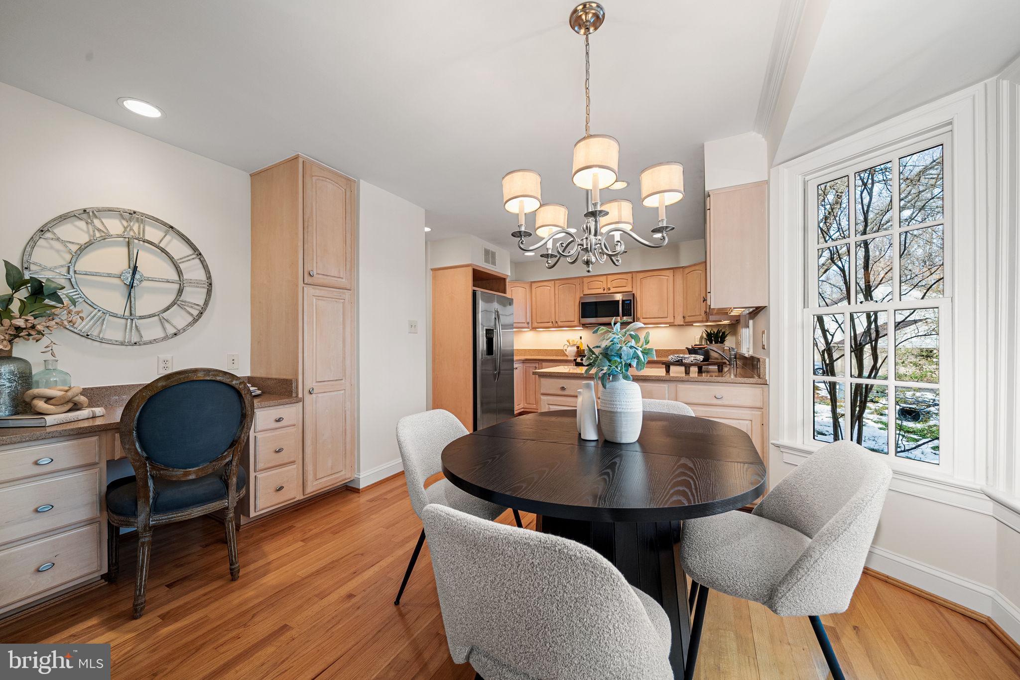 CHAPEL LAKE - Residential