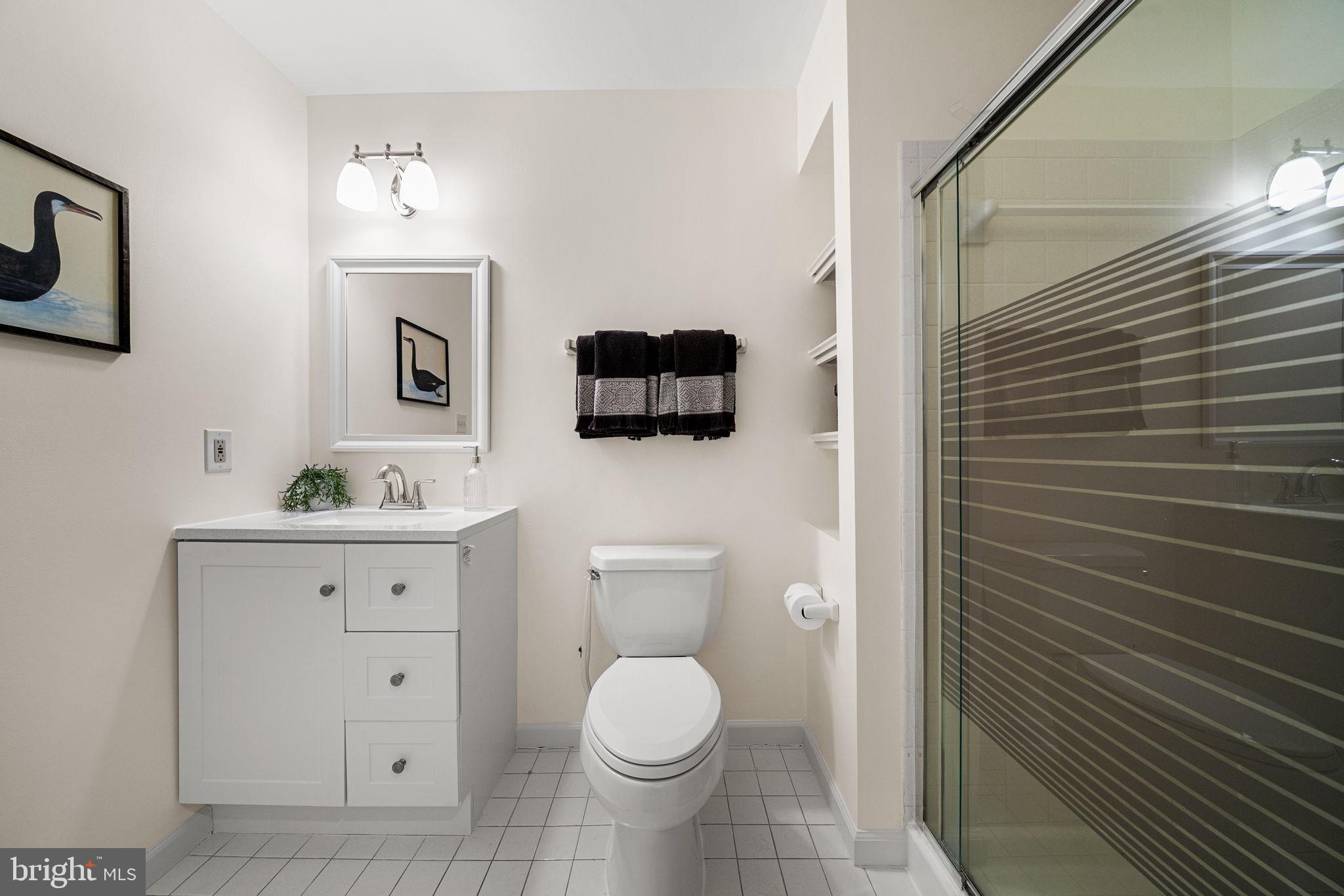 CHAPEL LAKE - Residential