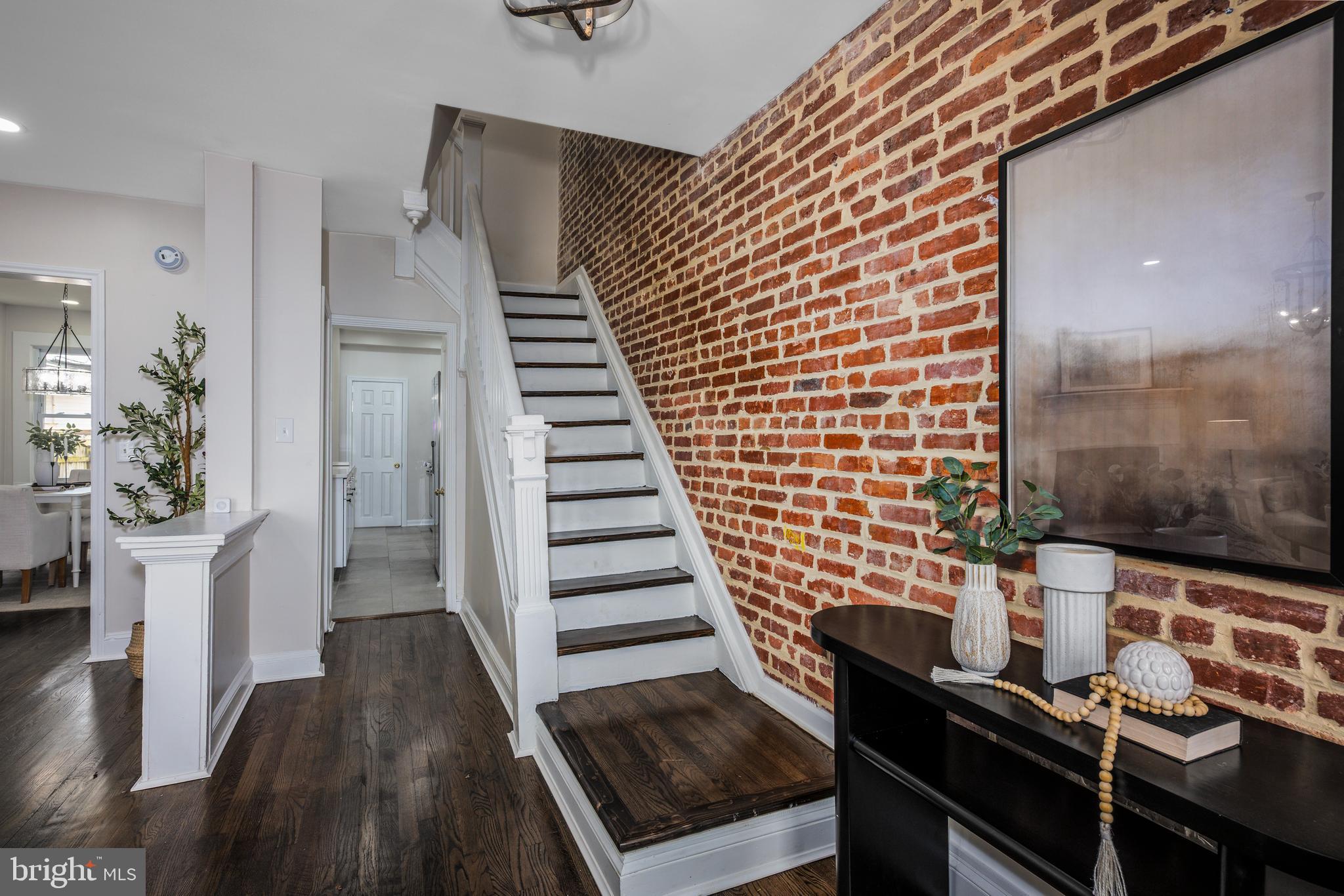 3314 ELLERSLIE AVENUE