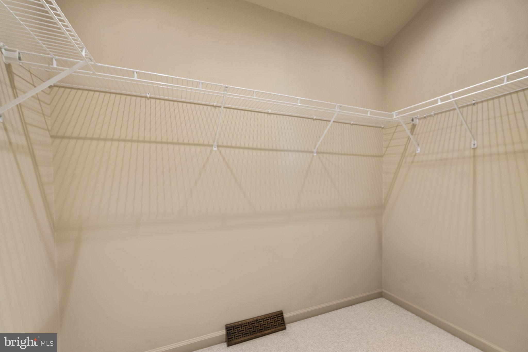 CHESTNUT VALLEY - Residential