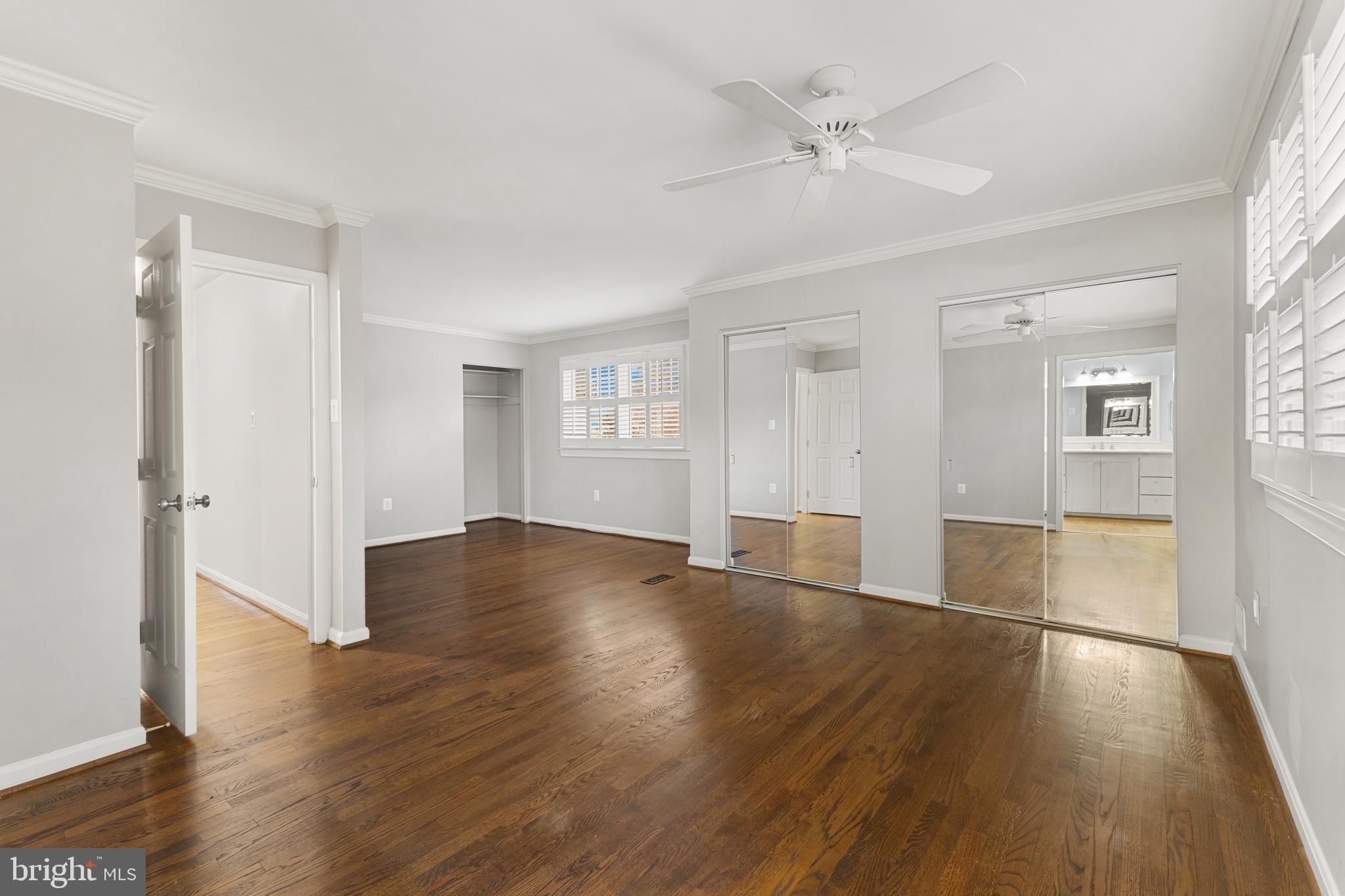 WILLIAMSBURG MANOR NORTH - Residential