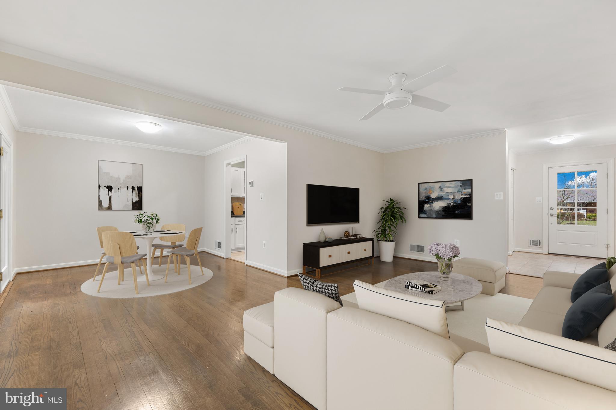 WILLIAMSBURG MANOR NORTH - Residential