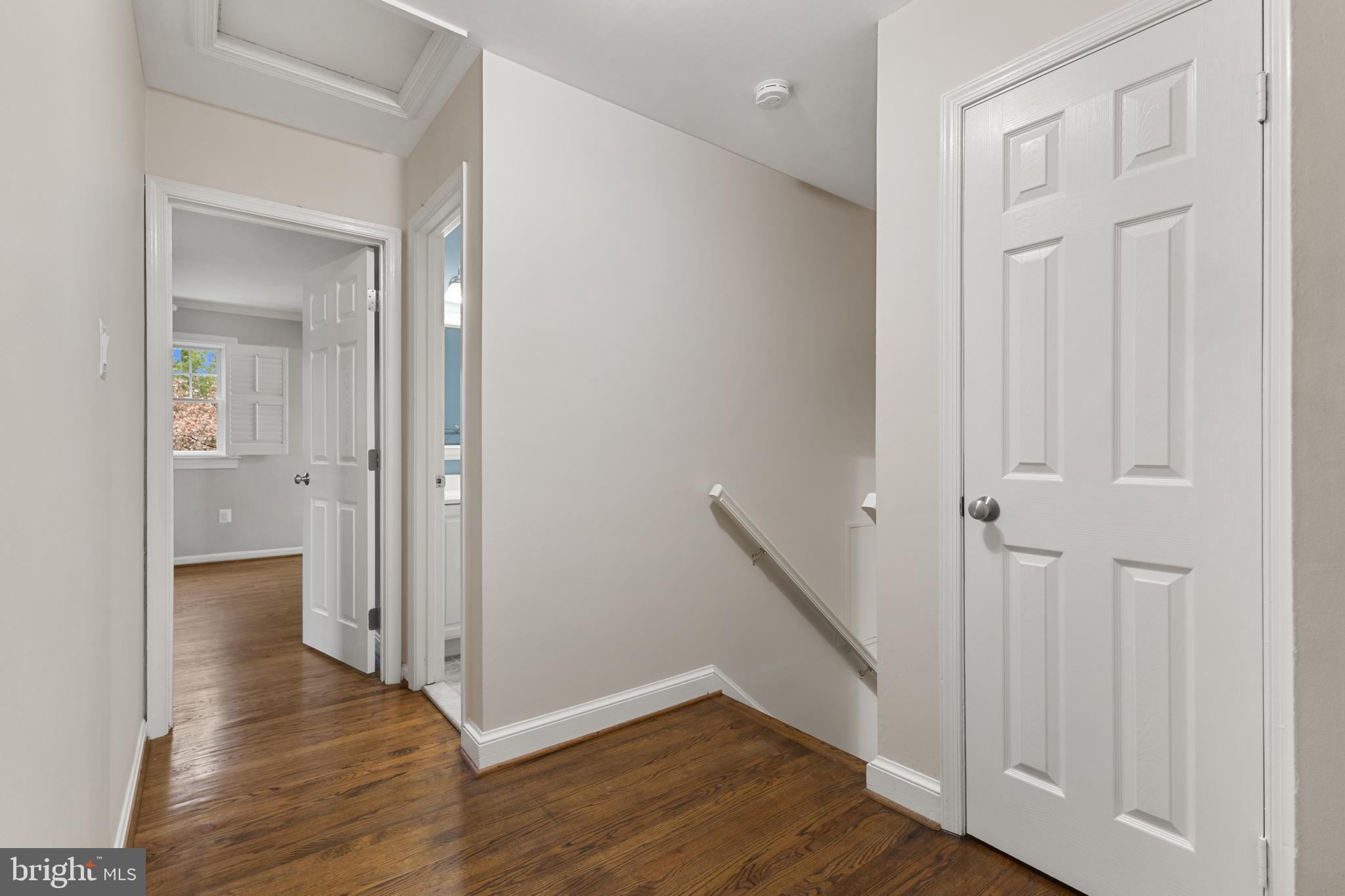 WILLIAMSBURG MANOR NORTH - Residential