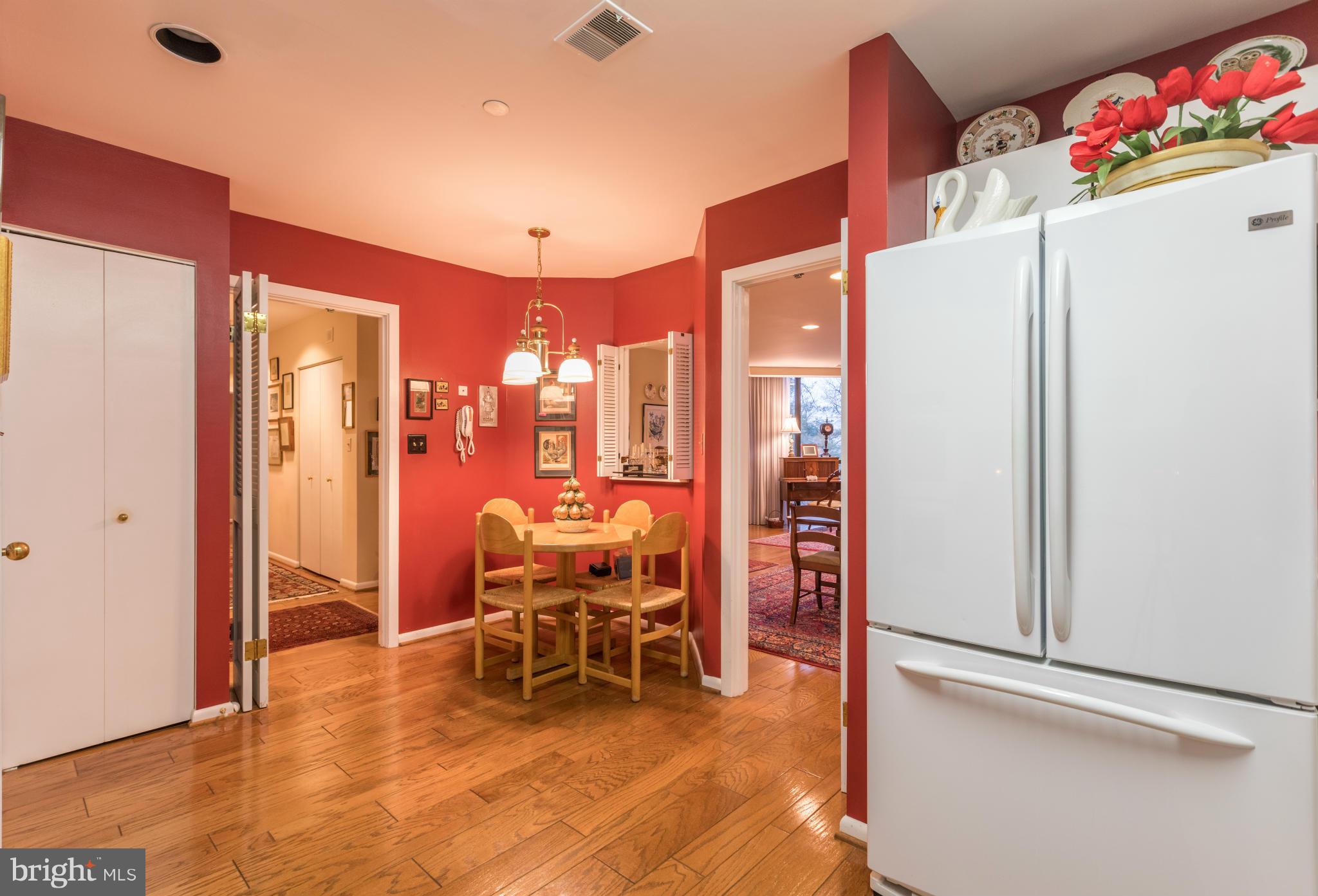 PAVILION IN THE PARK - Residential