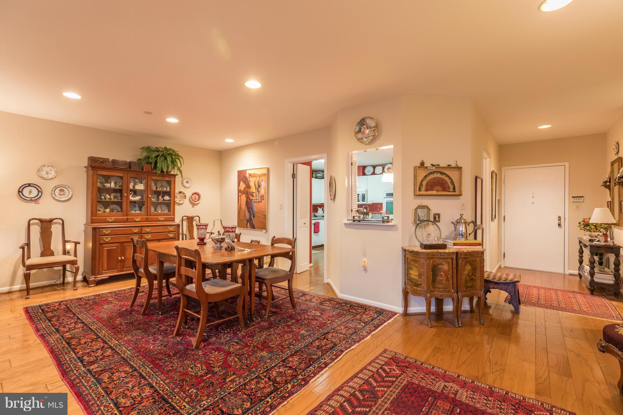 PAVILION IN THE PARK - Residential