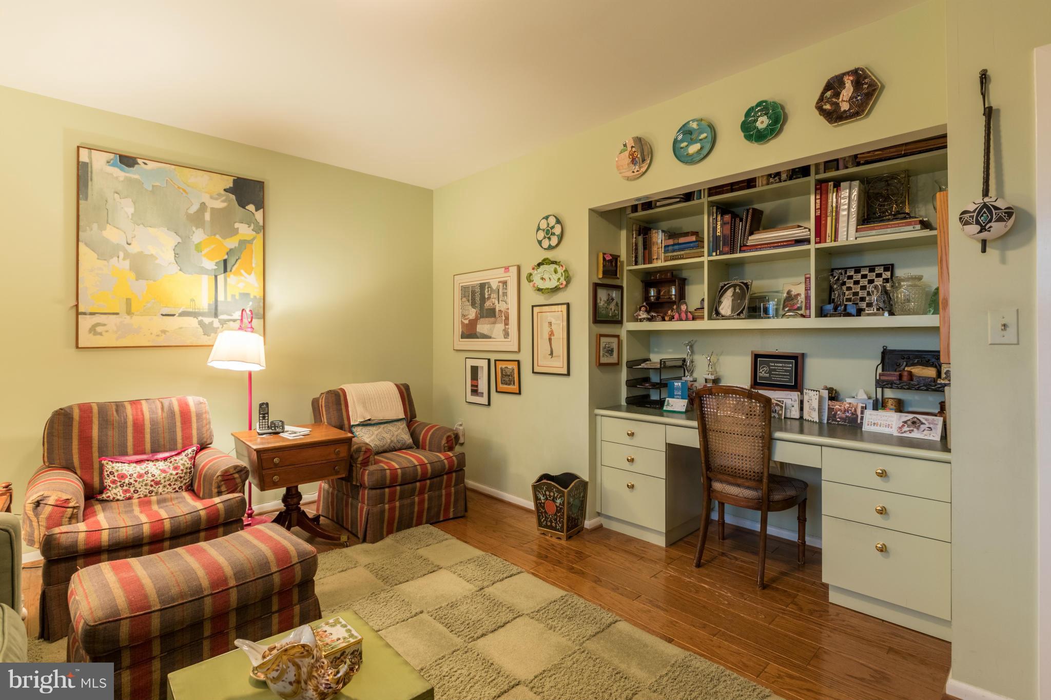 PAVILION IN THE PARK - Residential