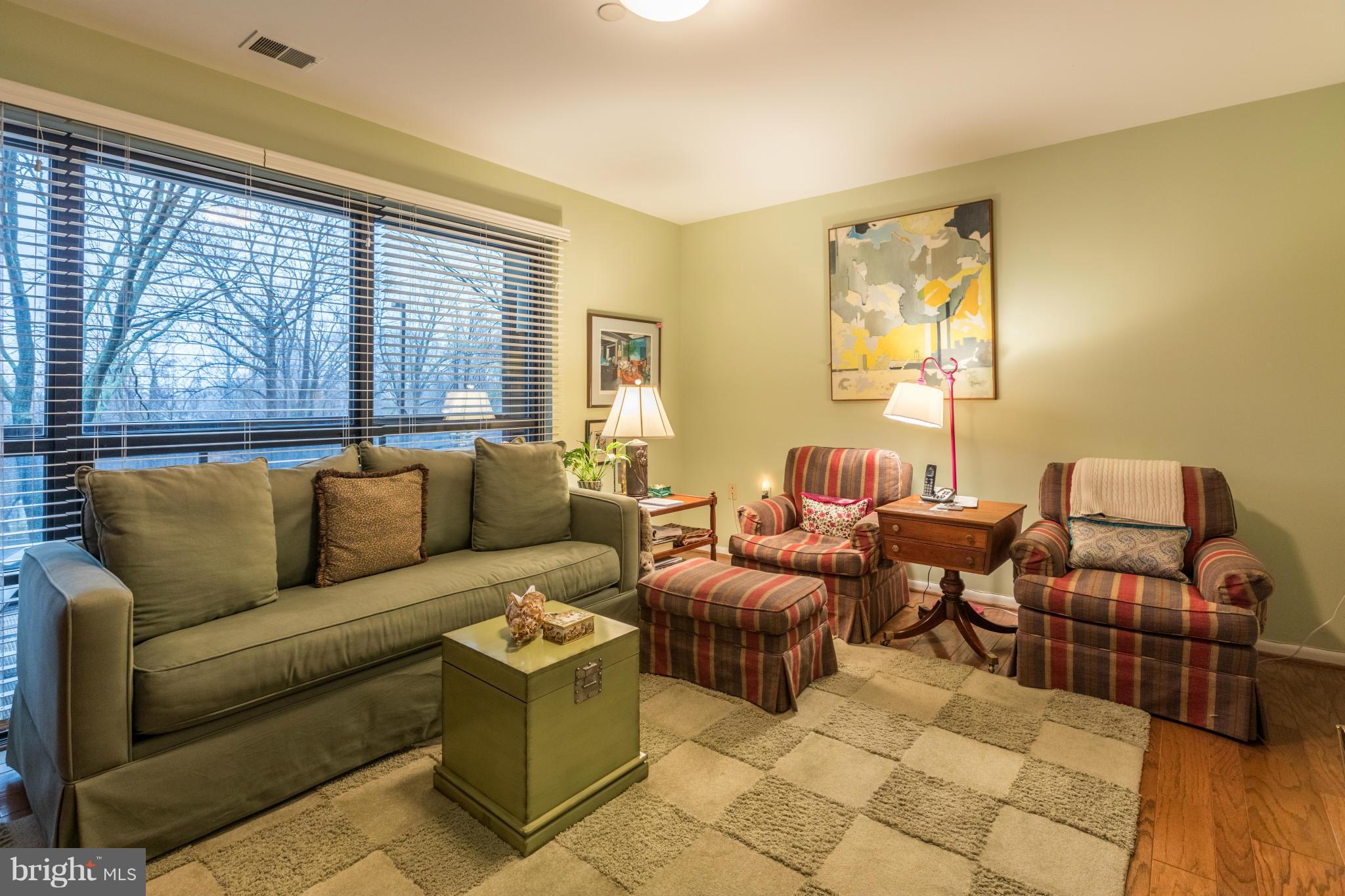 PAVILION IN THE PARK - Residential