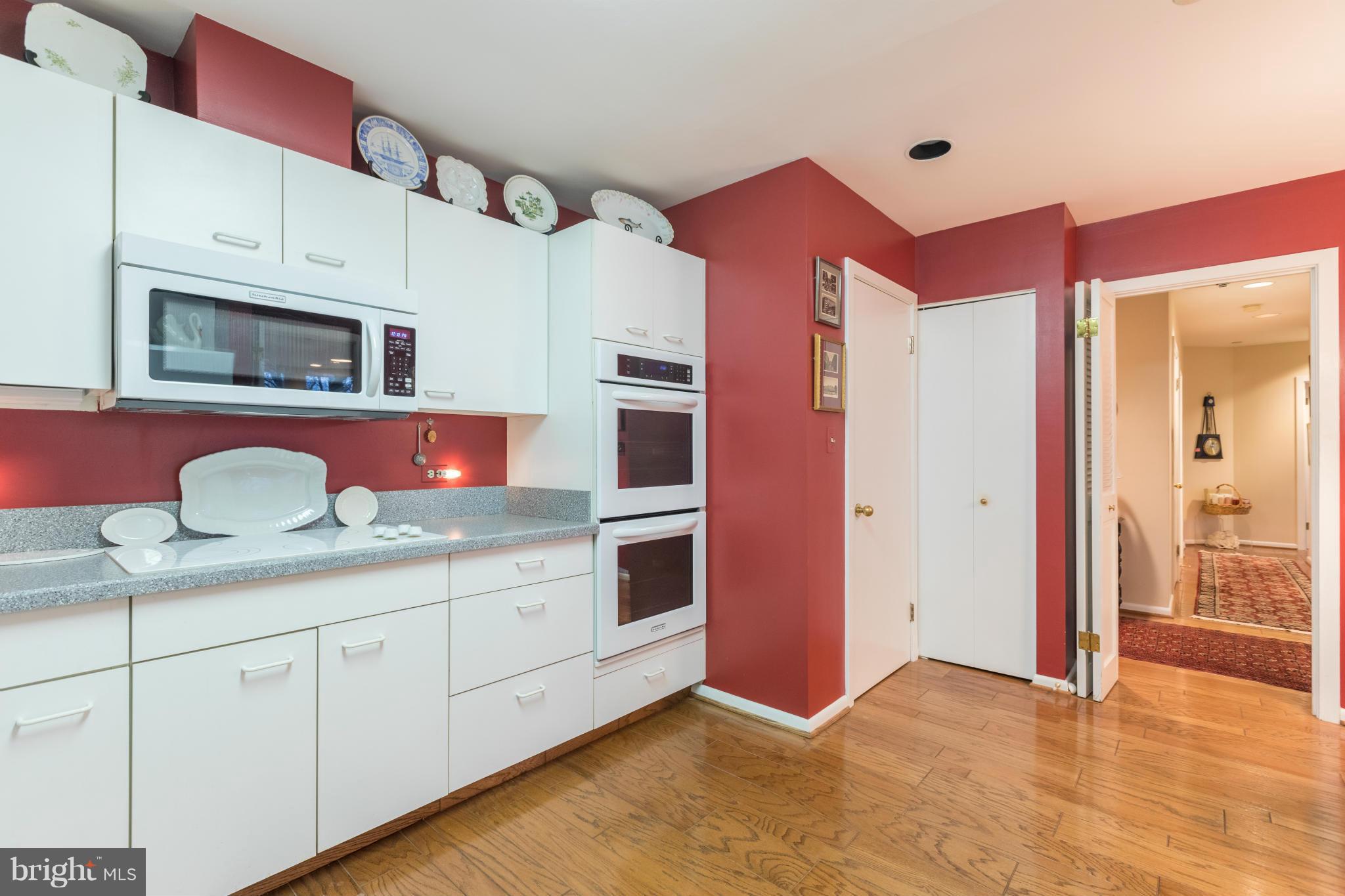 PAVILION IN THE PARK - Residential