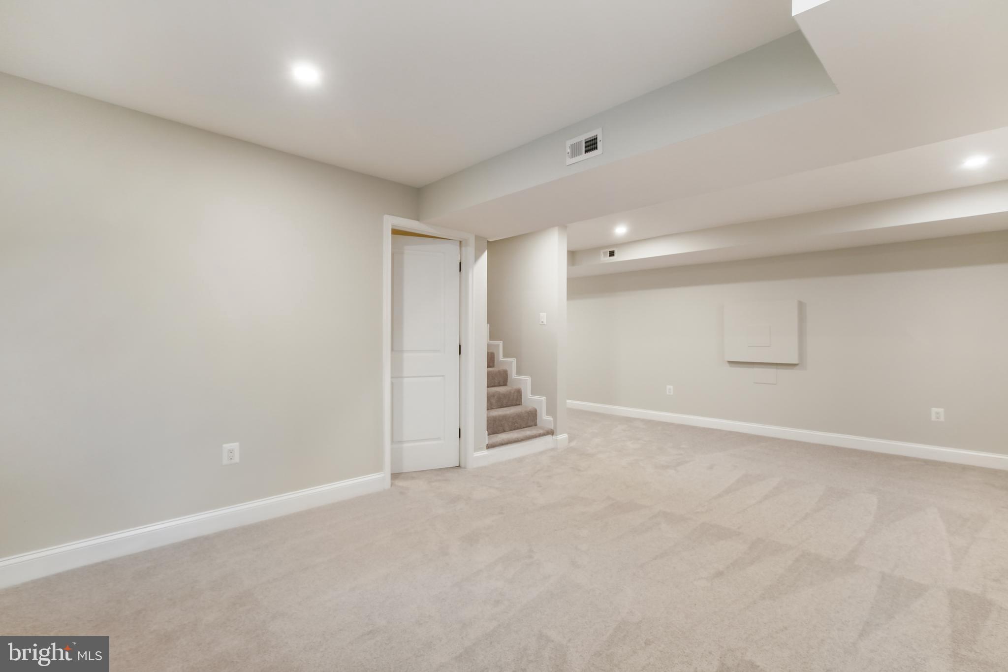 STRATFORD LANDING - Residential