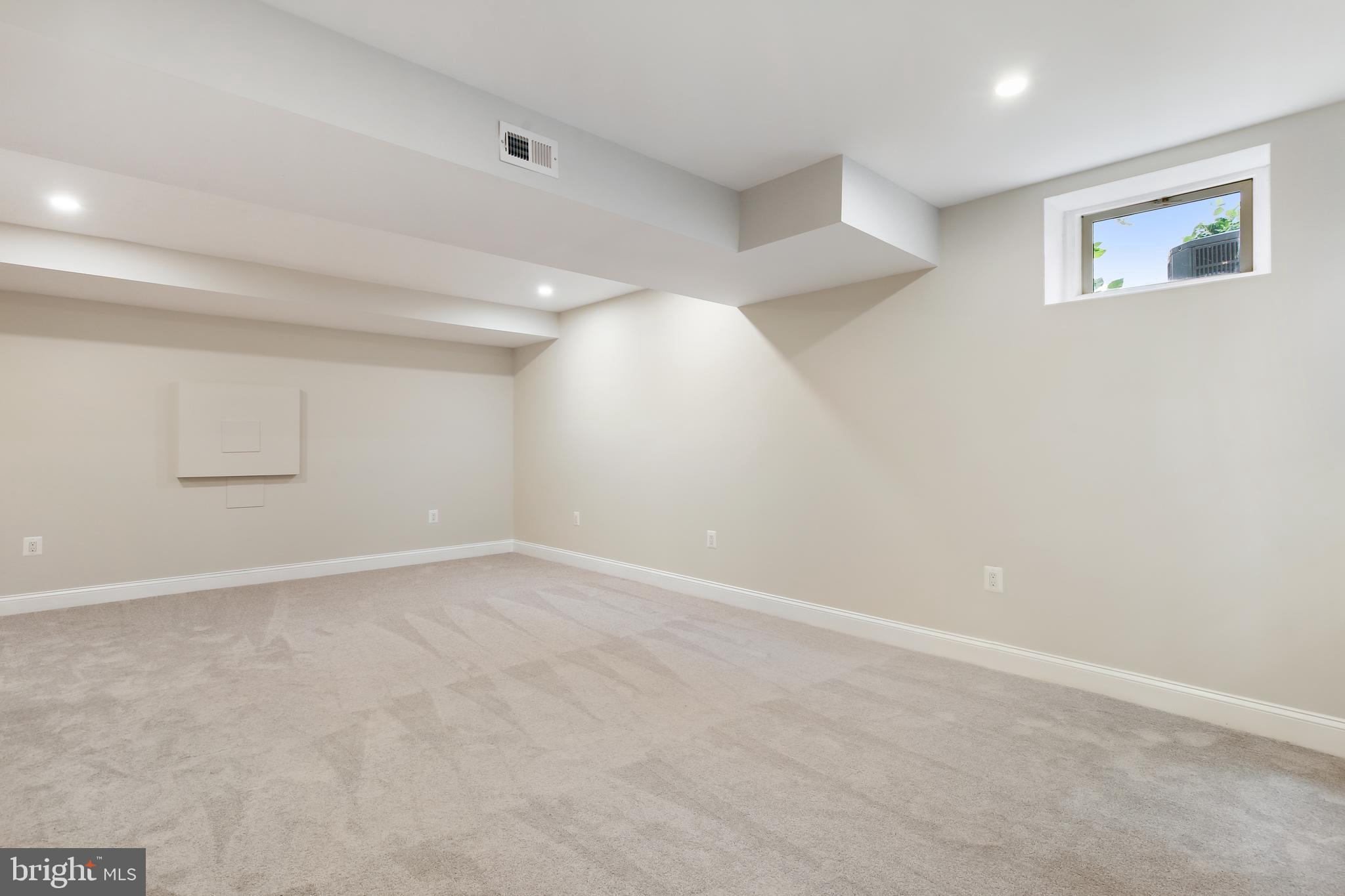 STRATFORD LANDING - Residential