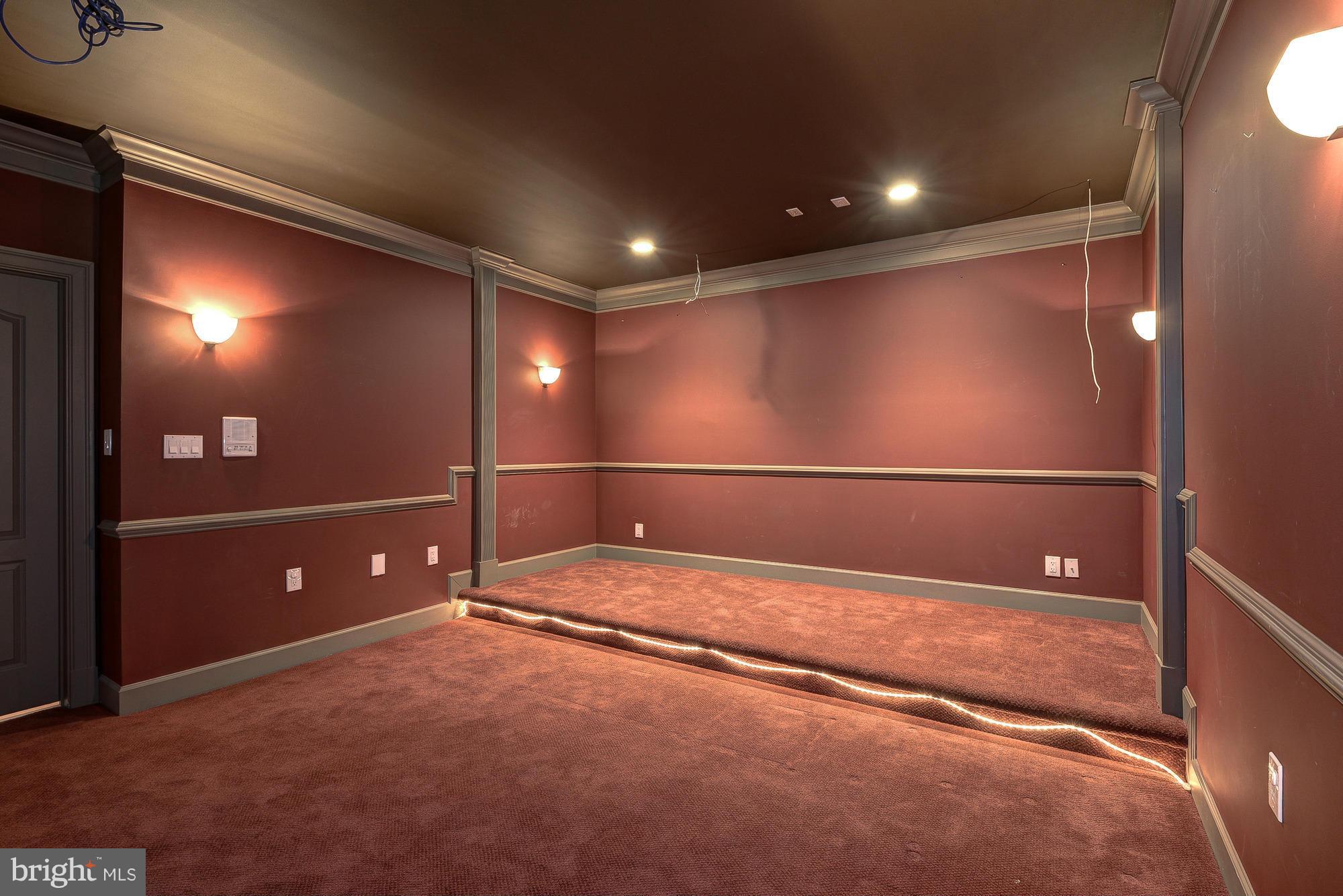 EL NIDO ESTATES - Residential