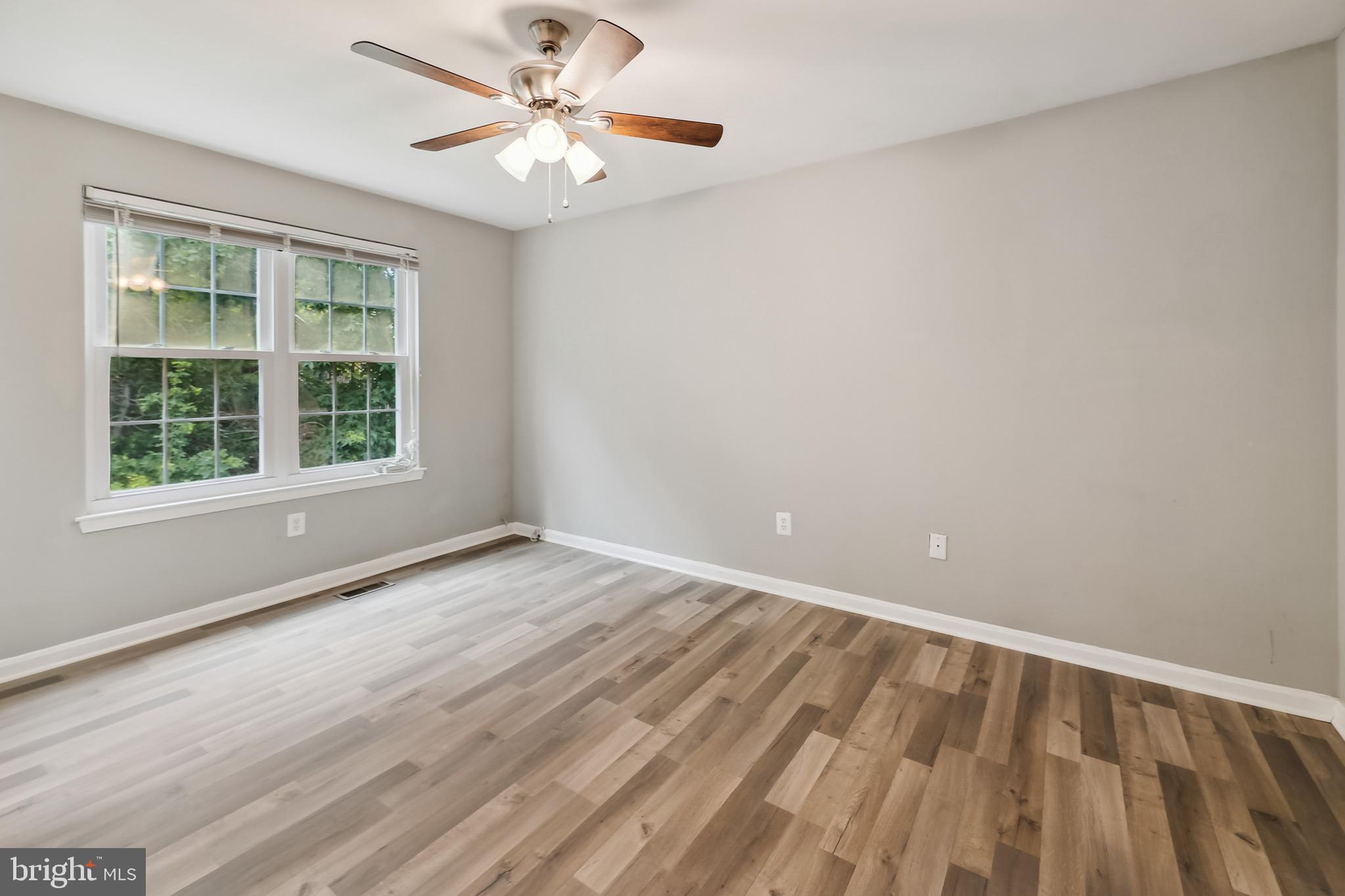 FOX RUN - Residential