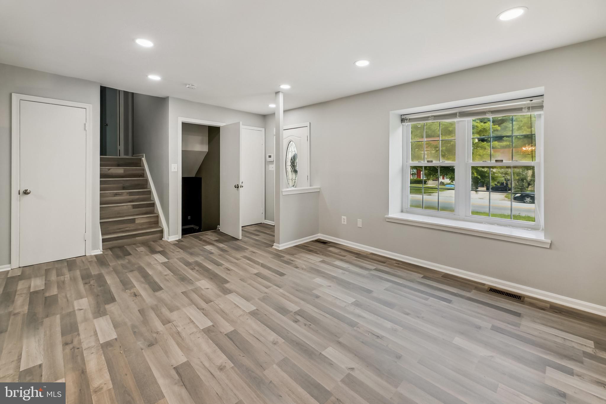 FOX RUN - Residential