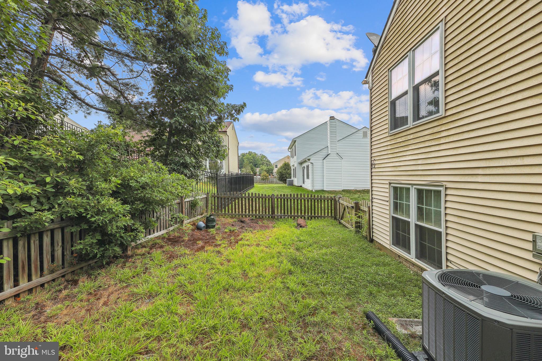 FOX RUN - Residential