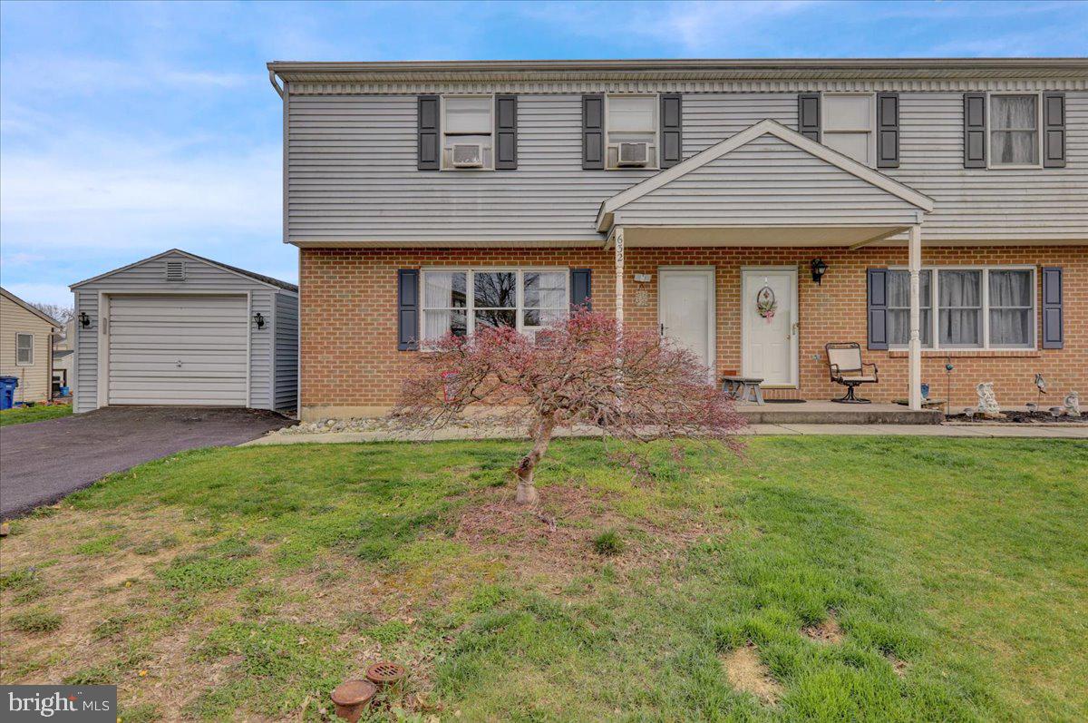 LEESPORT GARDENS - Residential