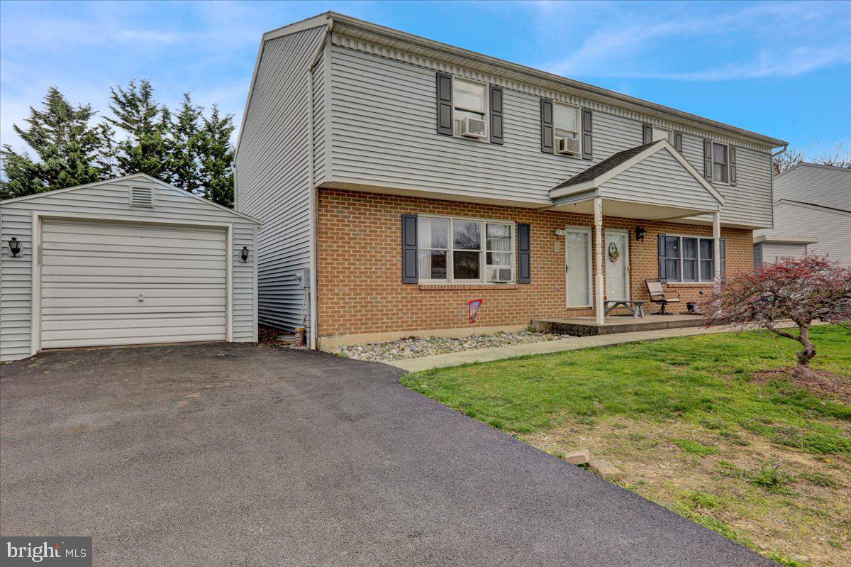 LEESPORT GARDENS - Residential