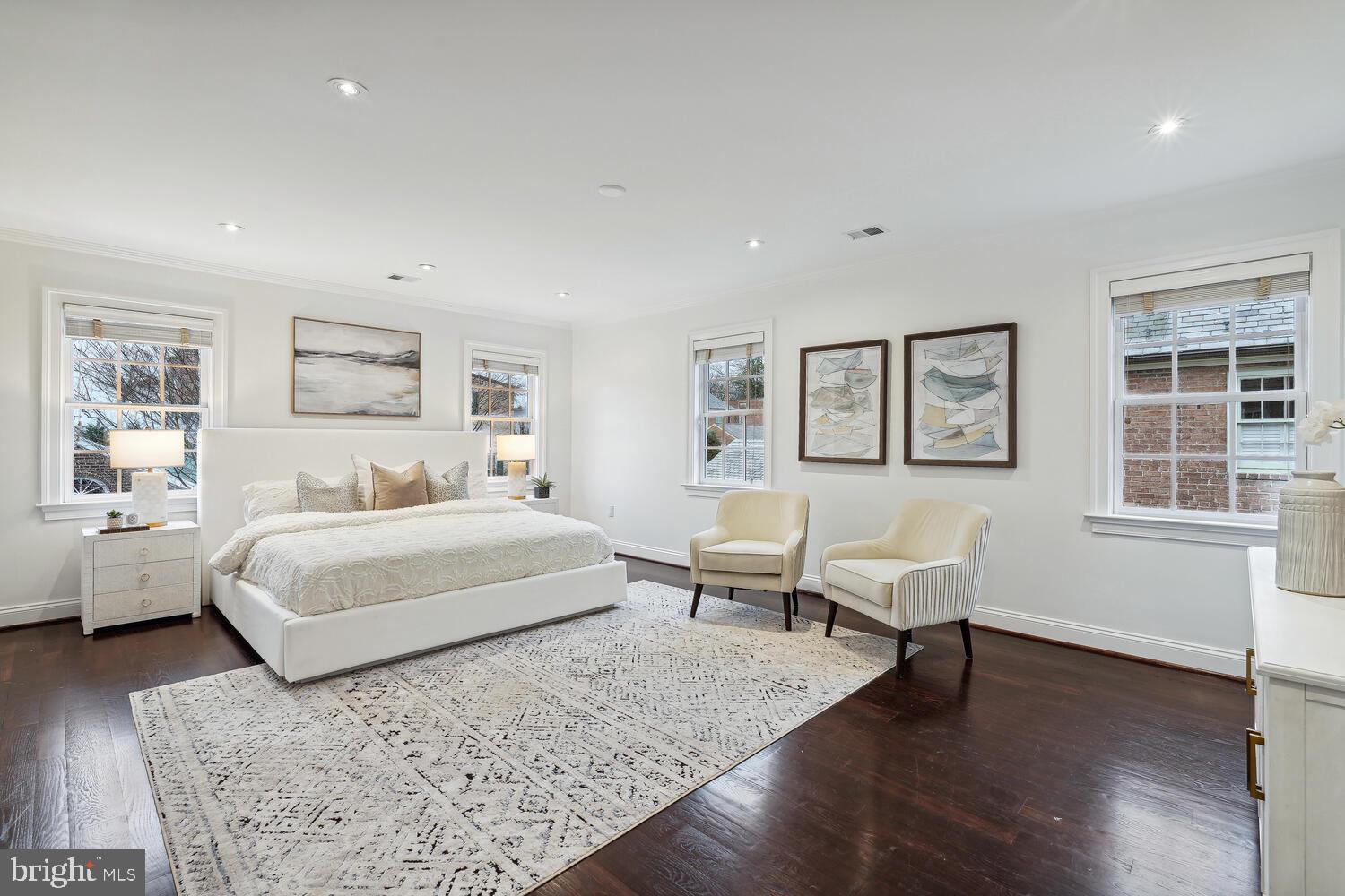 GEORGETOWN - Residential