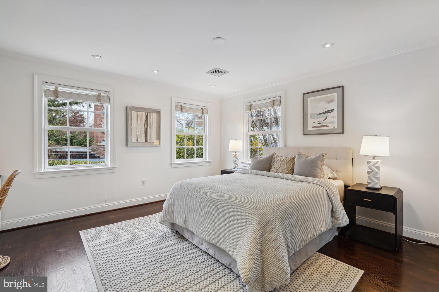 GEORGETOWN - Residential
