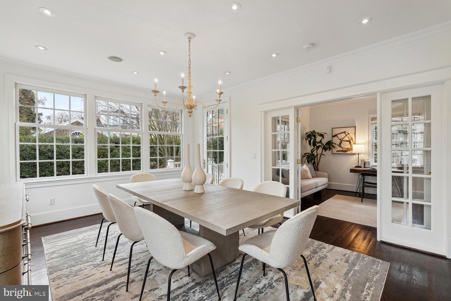 GEORGETOWN - Residential