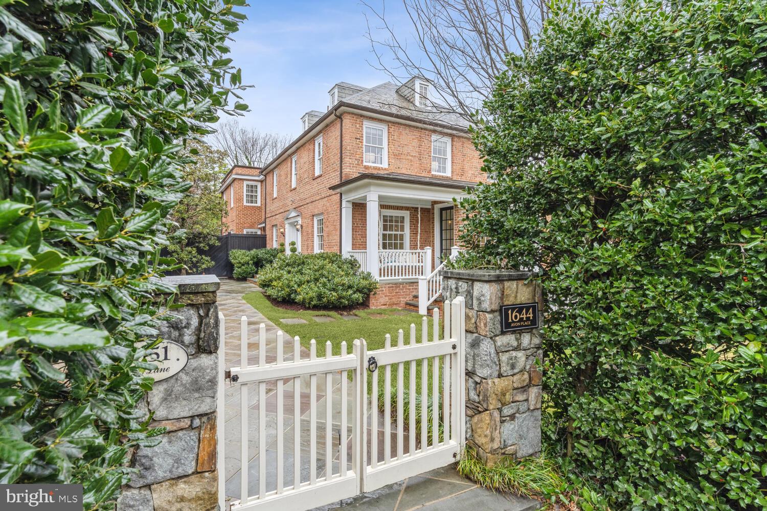 GEORGETOWN - Residential