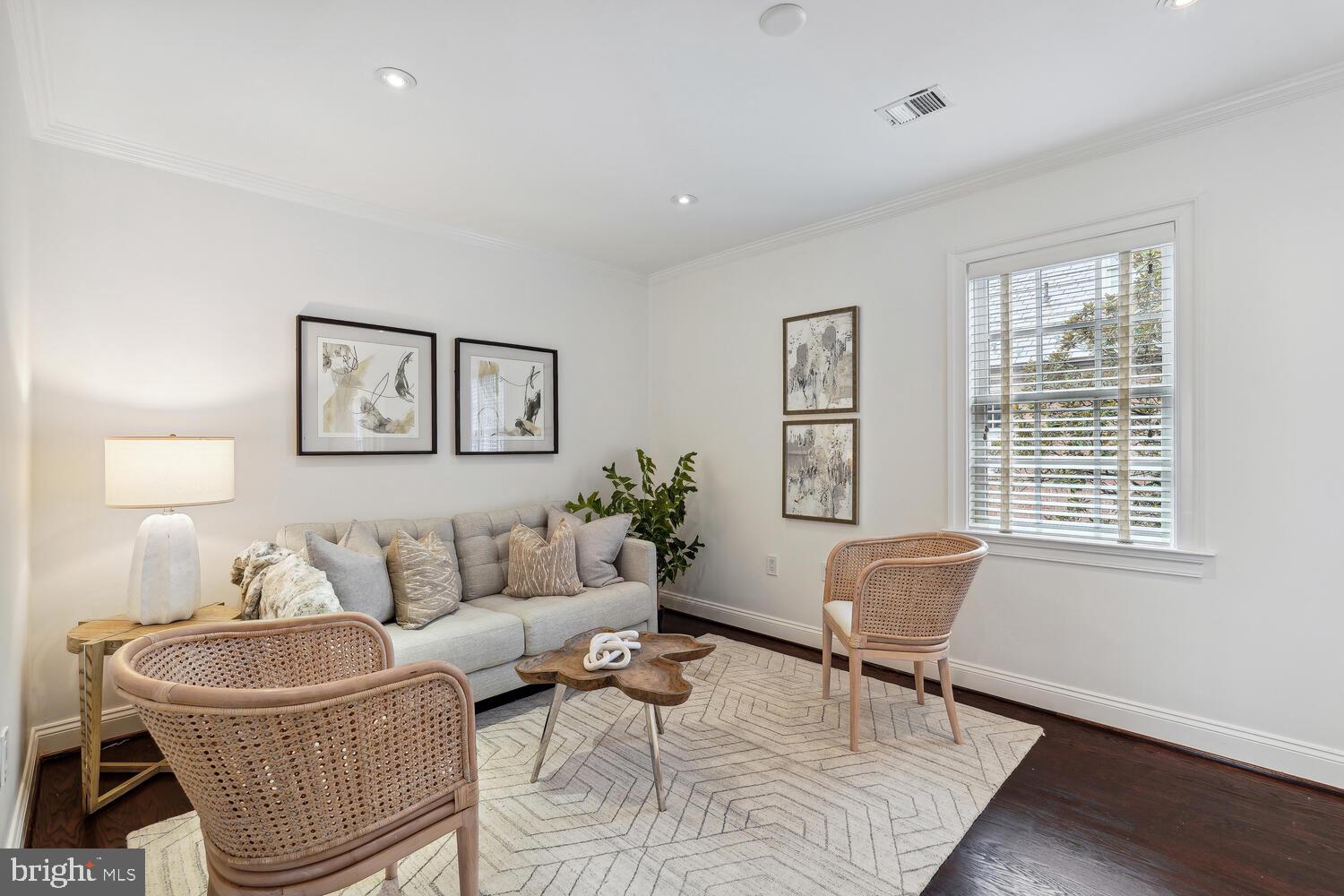 GEORGETOWN - Residential