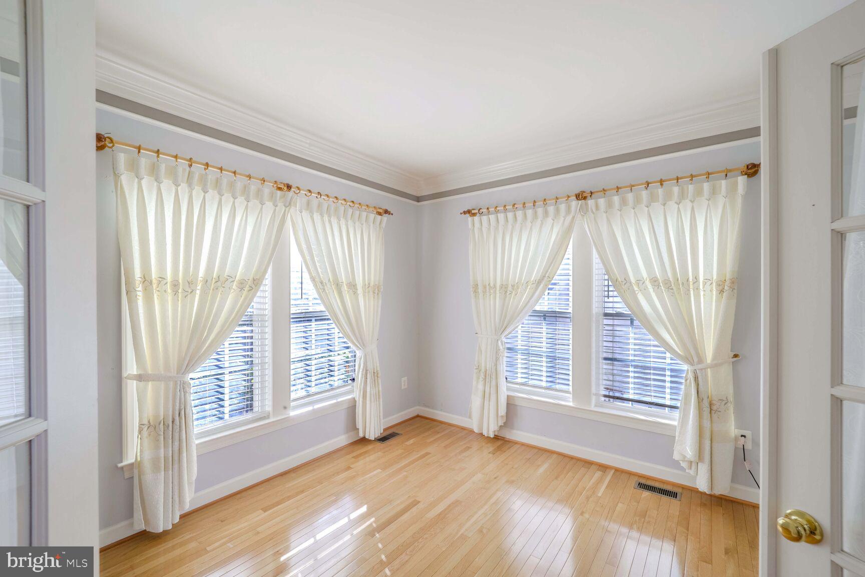 CROSS CREEK CLUB - Residential