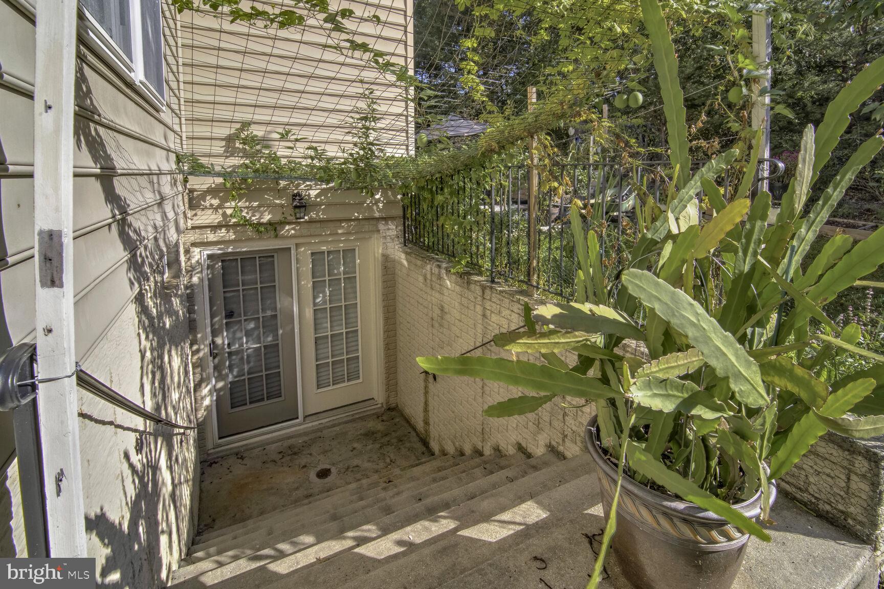 CROSS CREEK CLUB - Residential