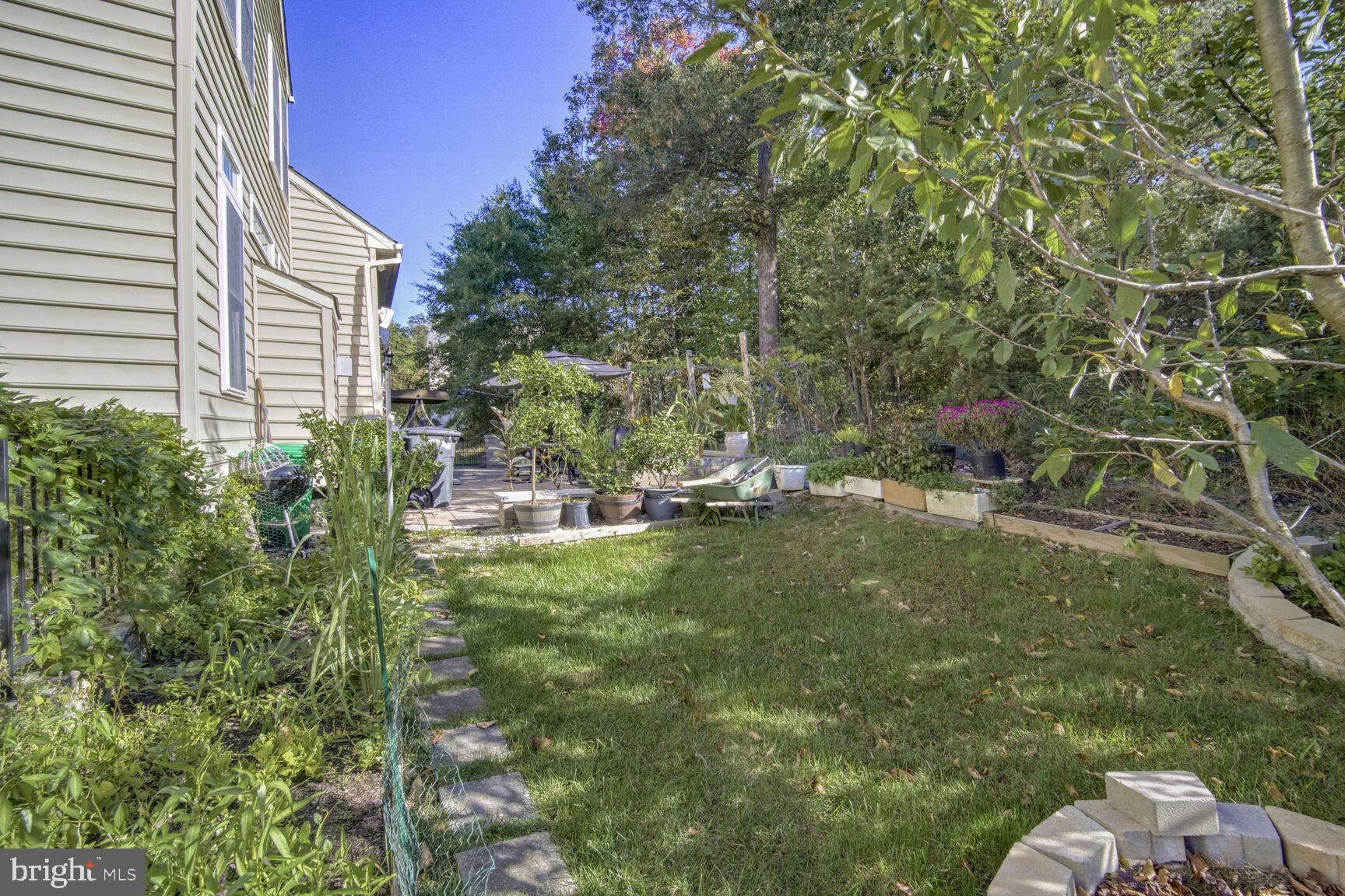 CROSS CREEK CLUB - Residential