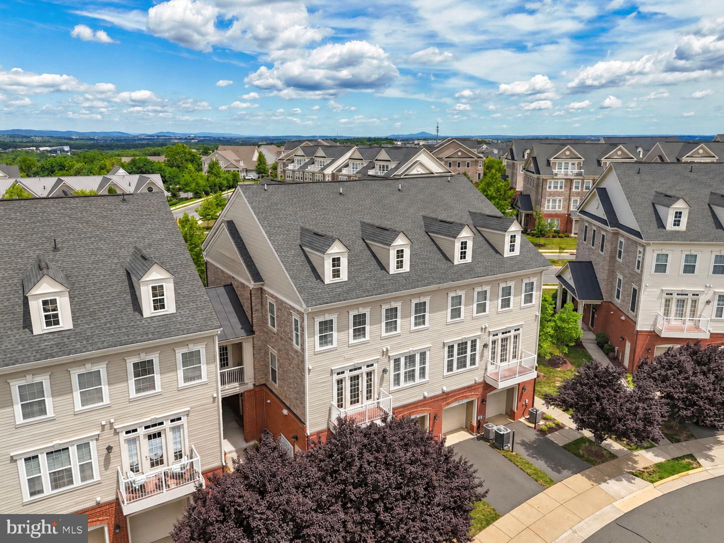42572 WILDLY TERRACE