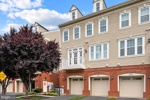 Photo of 42572 Wildly Terrace, ASHBURN, VA 20148 (MLS # VALO2136348)