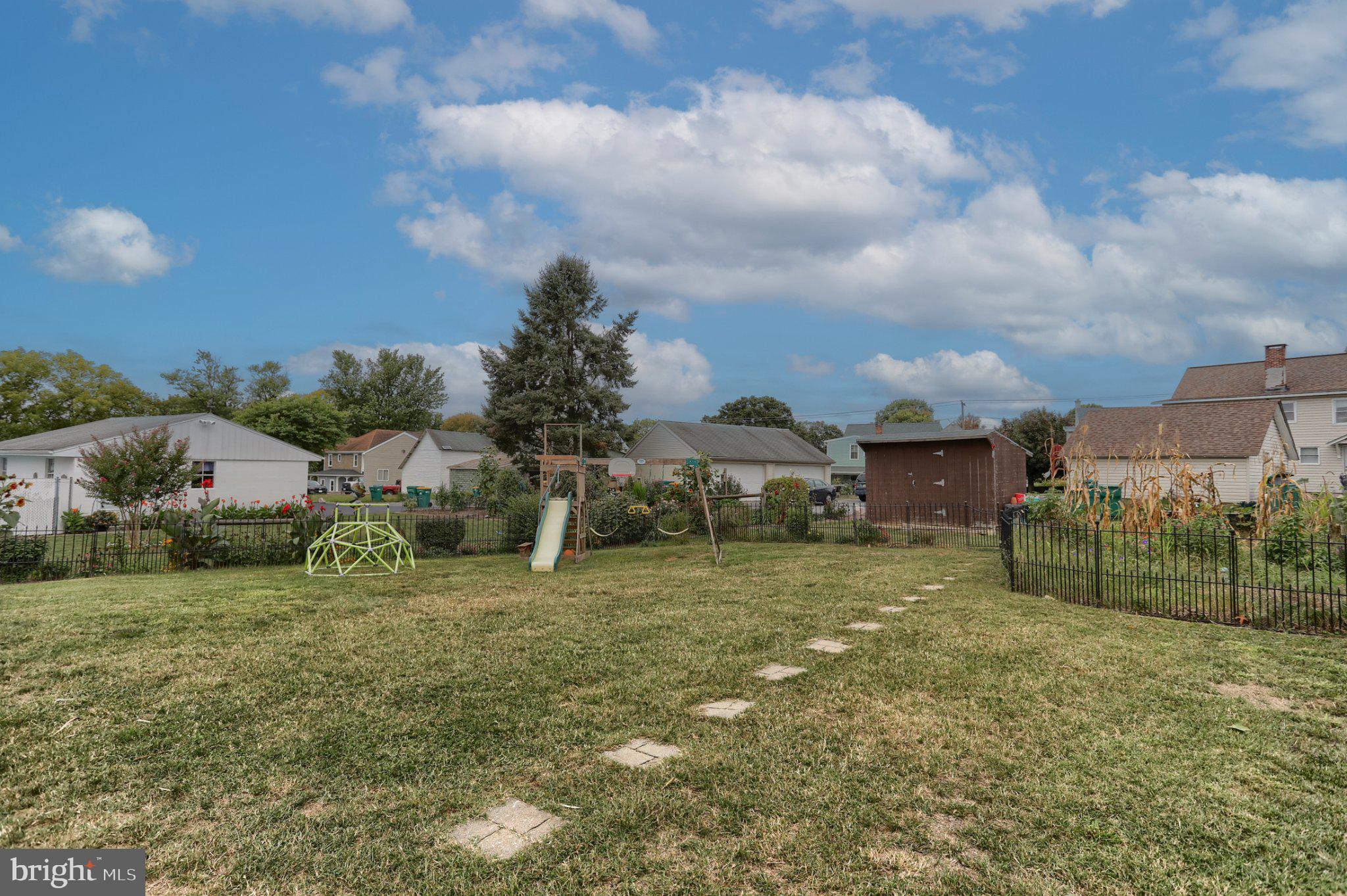 DERRY TOWNSHIP - Residential