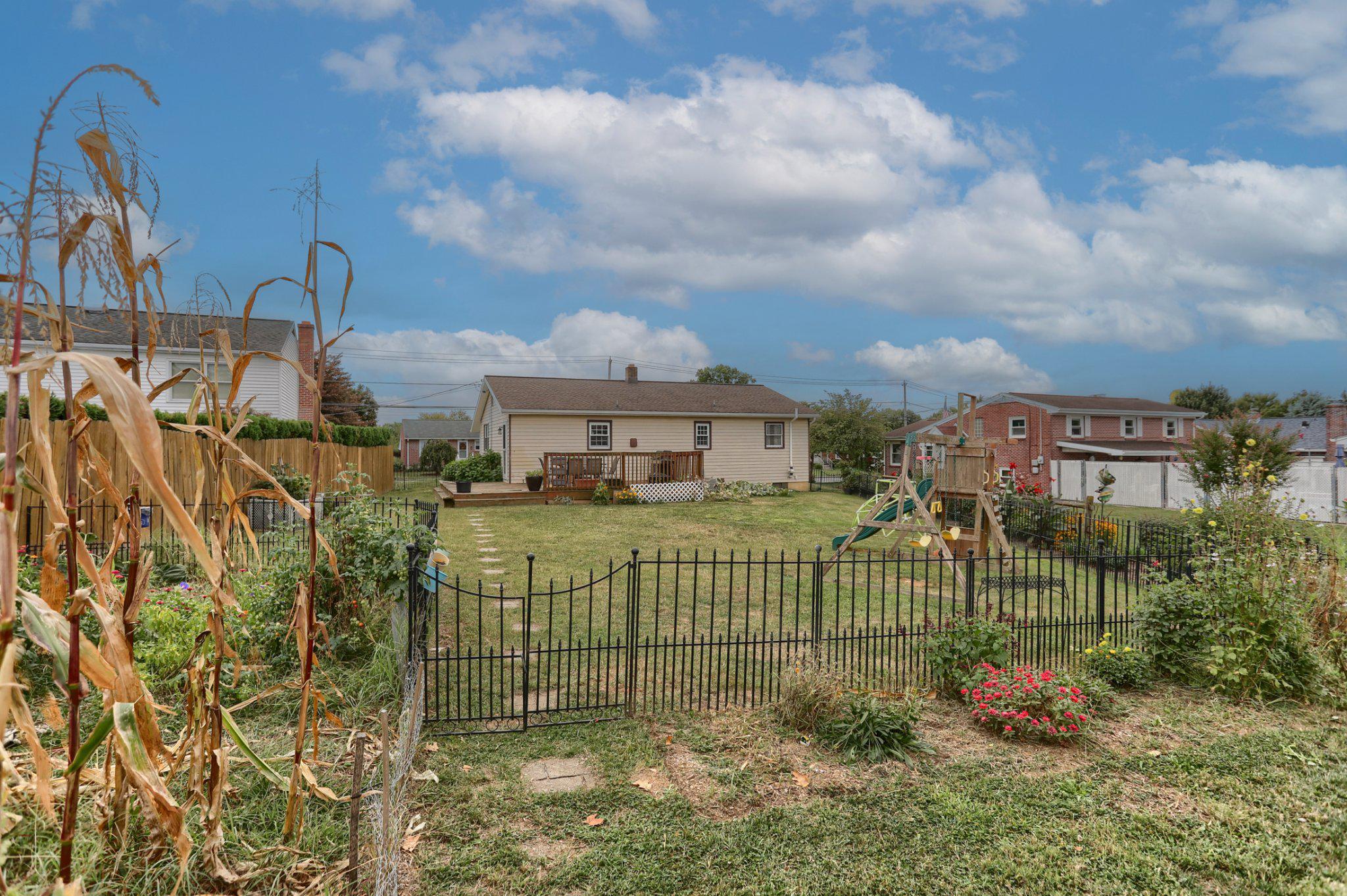 DERRY TOWNSHIP - Residential